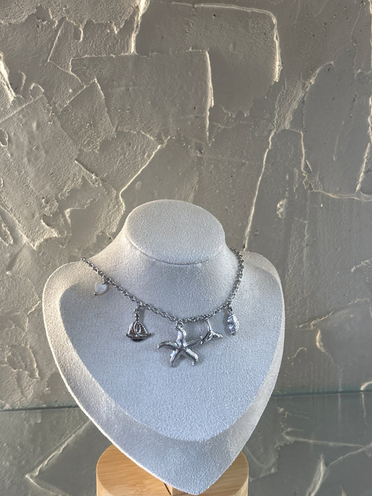 Choker “Neróe” – Ασημένια Θαλάσσια Charms με Δροσερή Αύρα