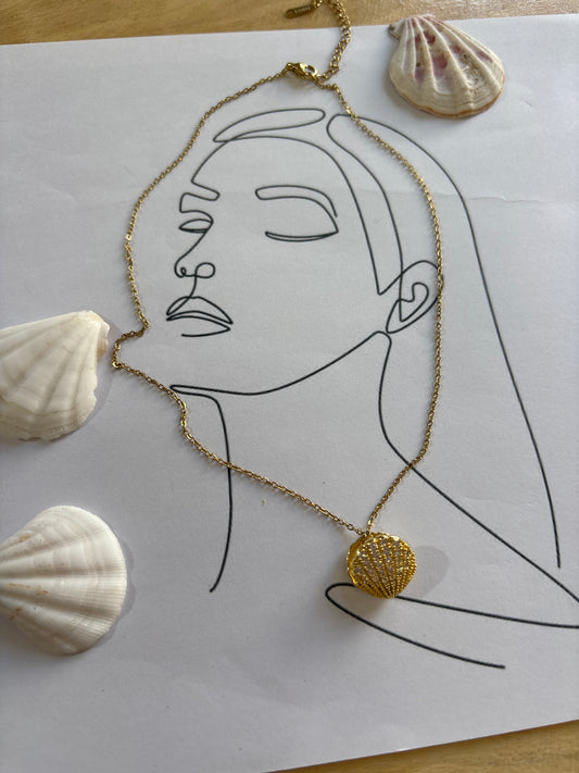 Σέριφος – Κολιέ με Χρυσό Κοχύλι | Ατσάλινη Αλυσίδα | Pnoe Studio