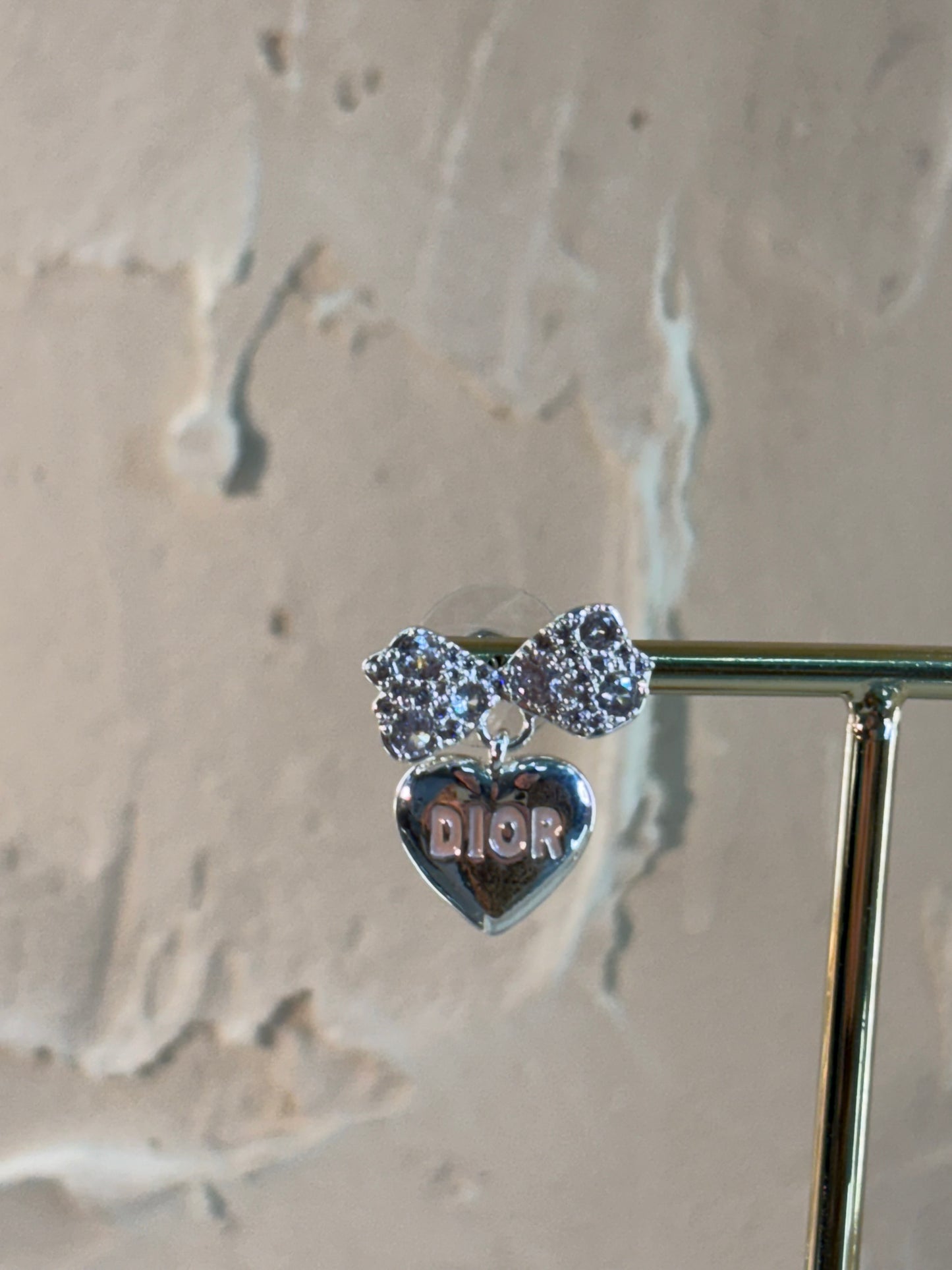 Σκουλαρίκια με καρδούλα και φιόγκο