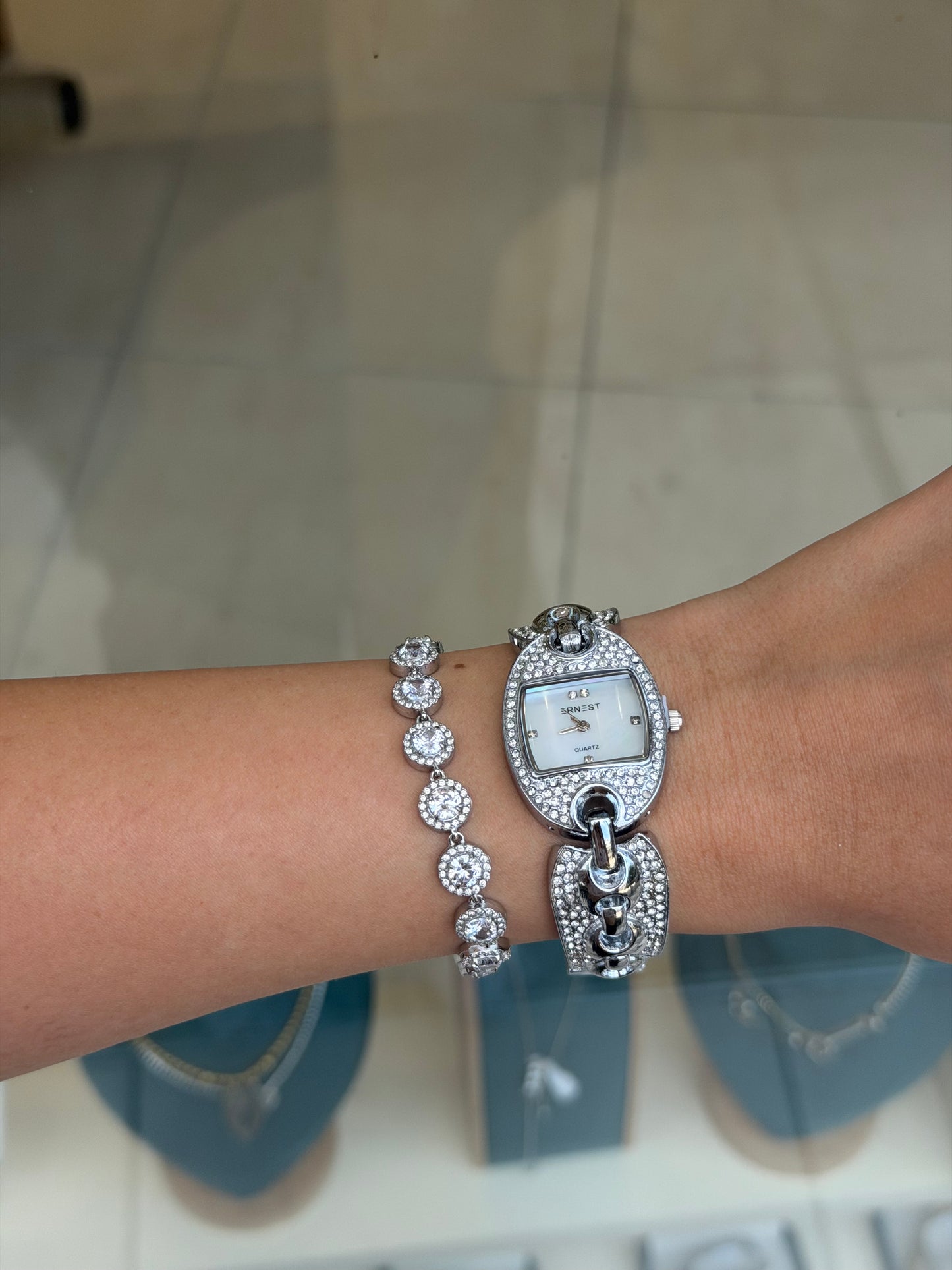 Silver Oval Glow Watch - Ανθεκτικός Ορείχαλκος