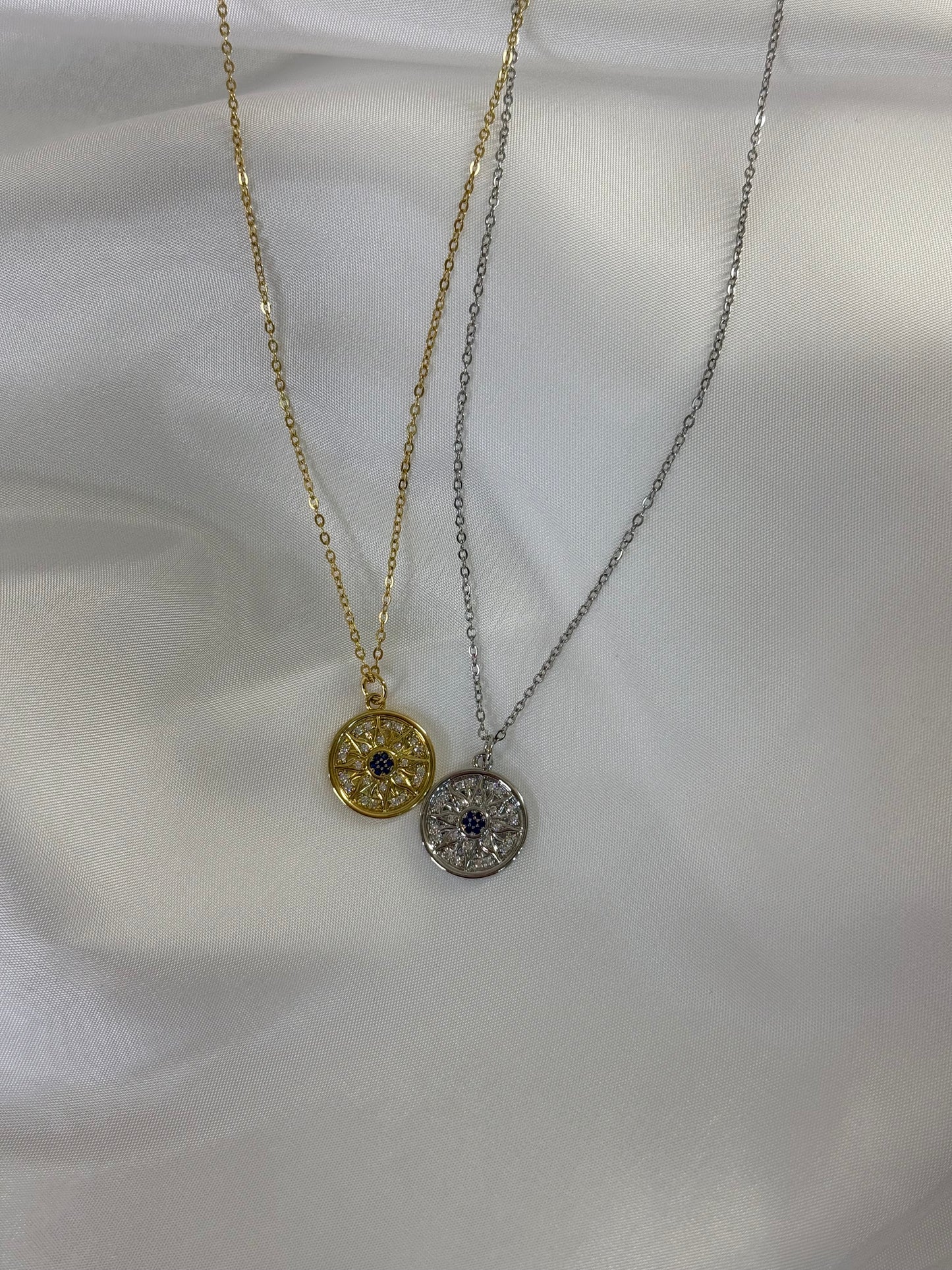 Κολιέ με Στρας και Μωβ Στοιχείο | Pnoe Studio