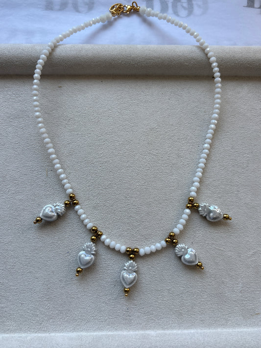 Holy Chic 🤍✨- Ατσάλινο κολιέ handmade by kika