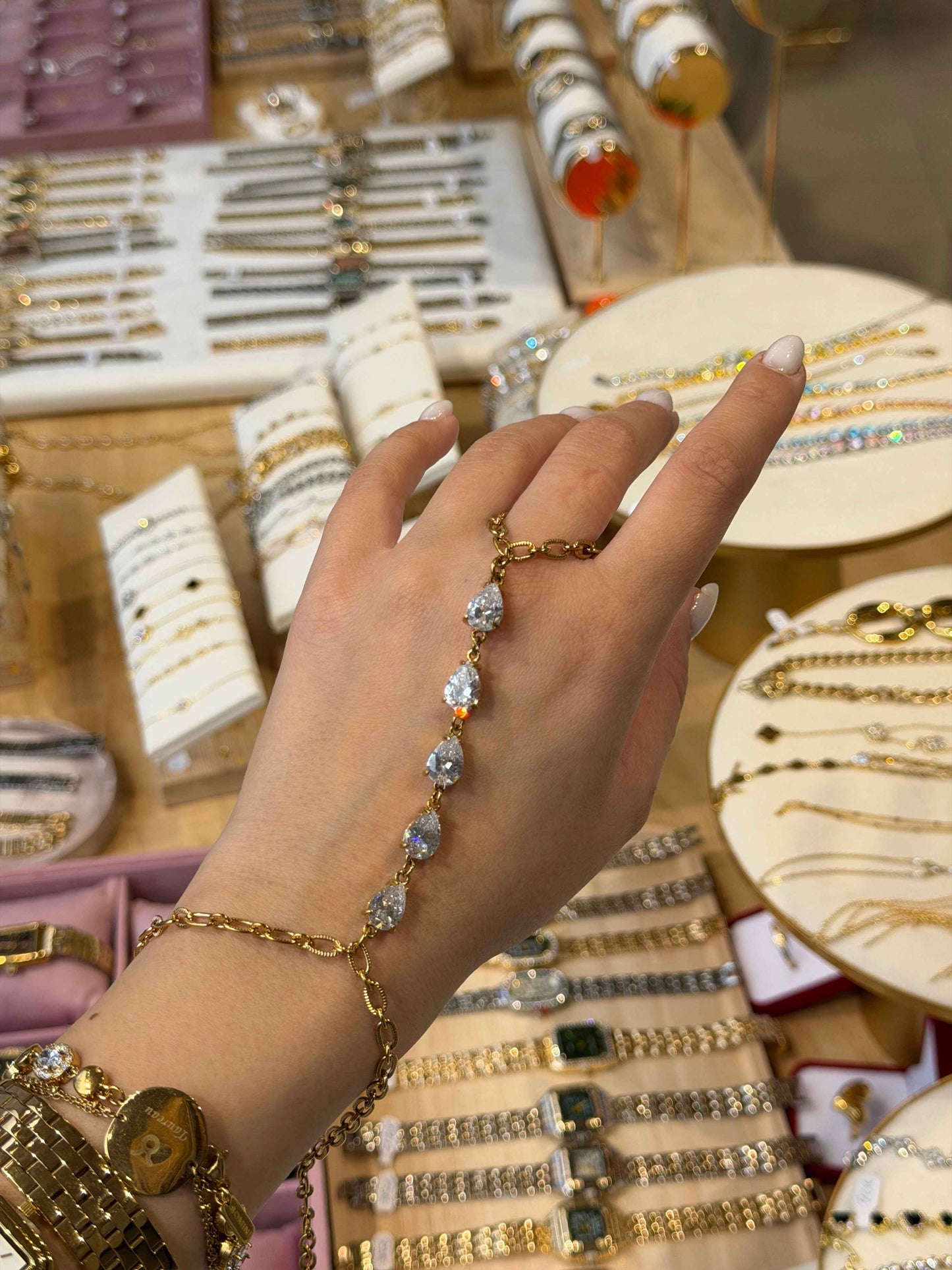 💎 KIKA Bridal Signature Chain – Gold Edition
χειροποίητο • designed by KIKA