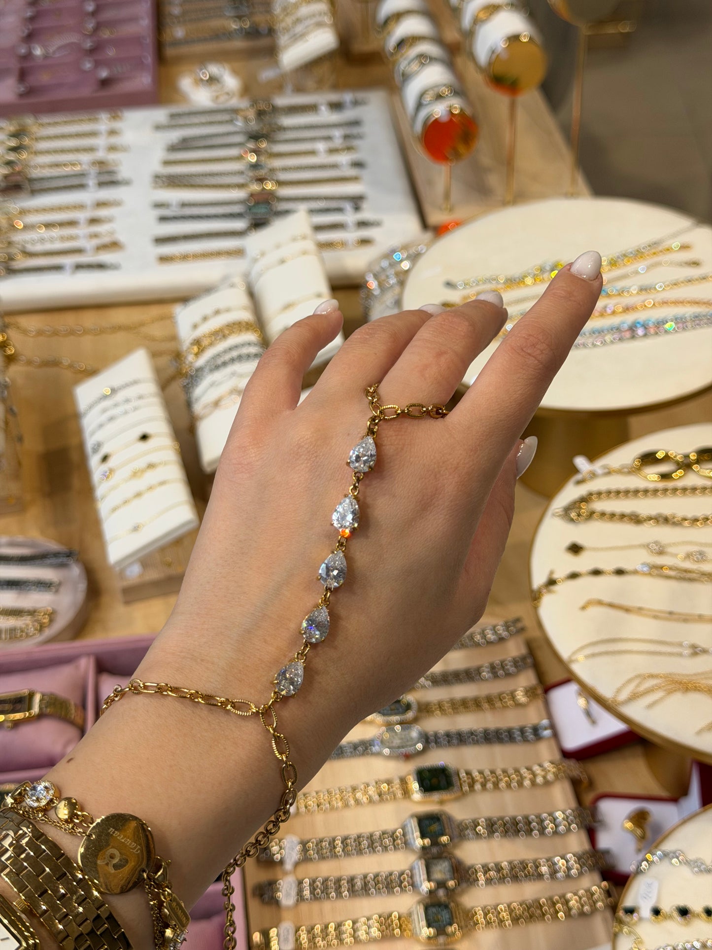 💎 KIKA Bridal Signature Chain – Gold Edition
χειροποίητο • designed by KIKA