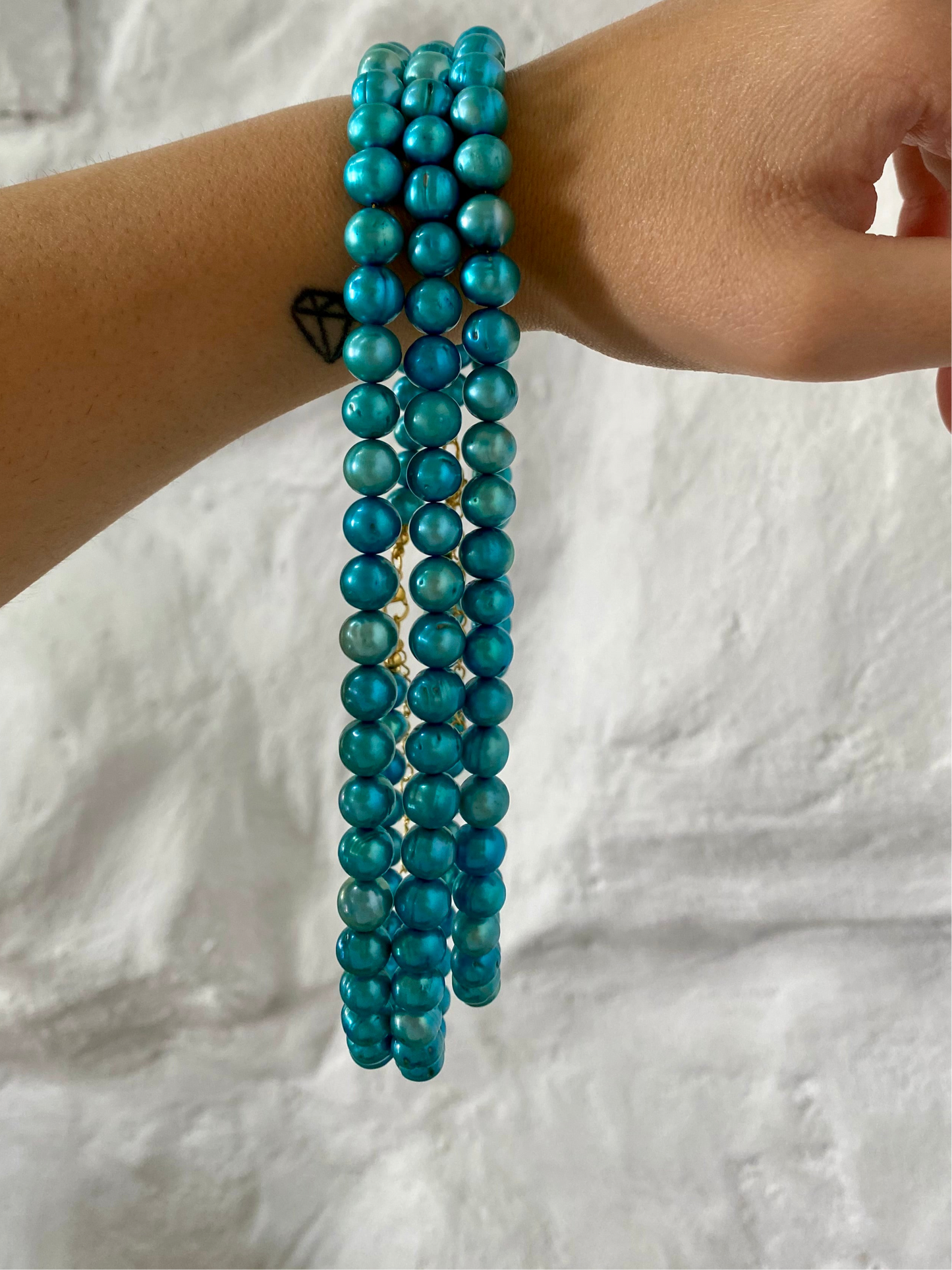 “Blue pearl”