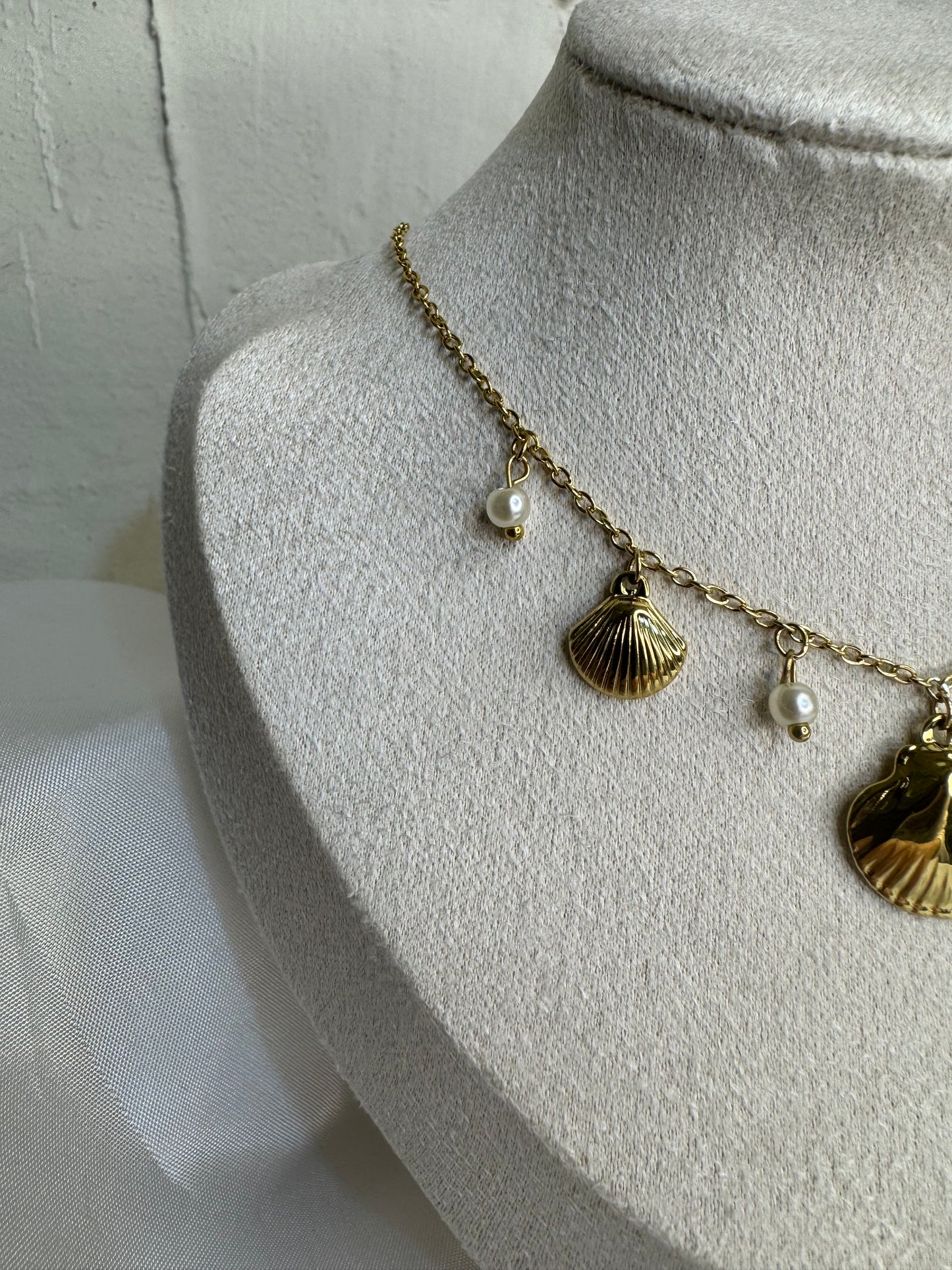 Стоманена огърлица с миди и перли - Aegean Treasure
