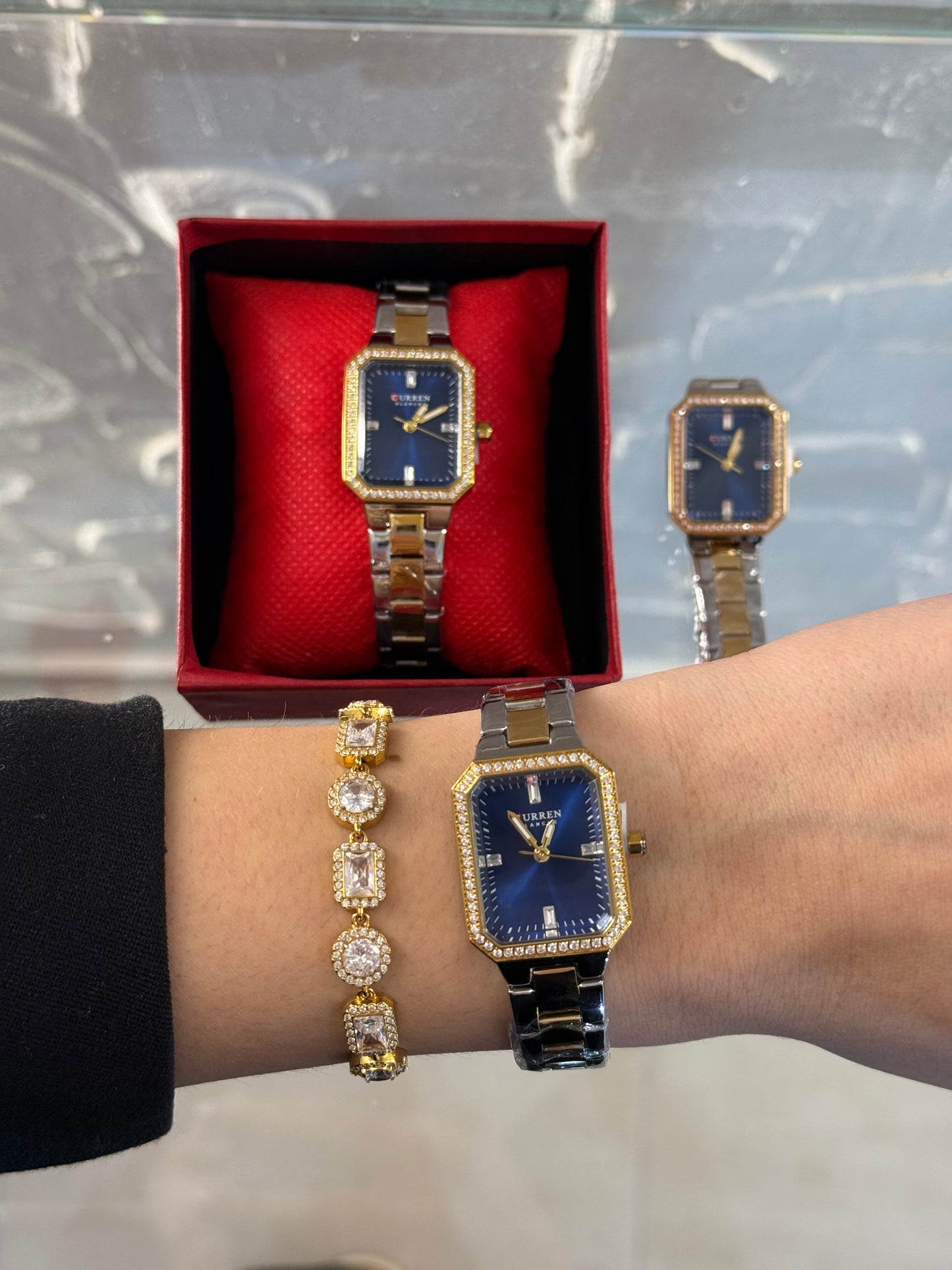 Γυναικείο Παραλληλόγραμμο Ρολόι Δίχρωμο με Μπλε IΚαντράν & Στρας boo