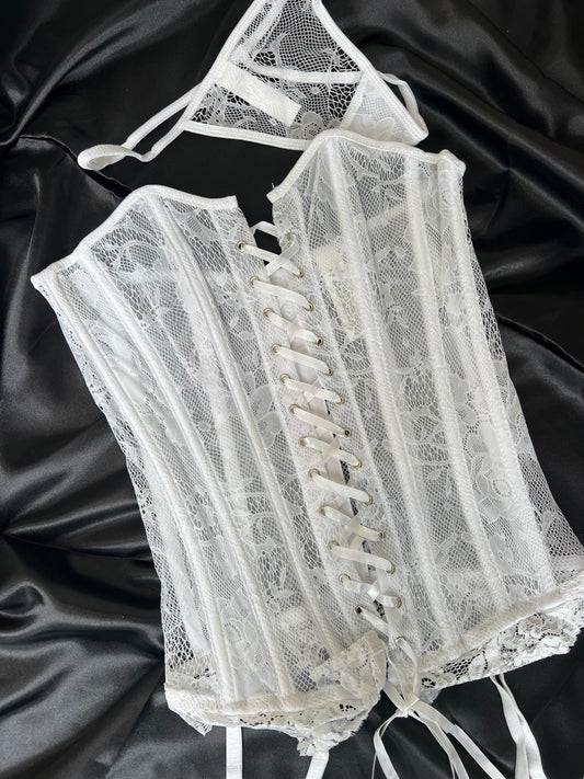 HEAVEN’S LACE SET
