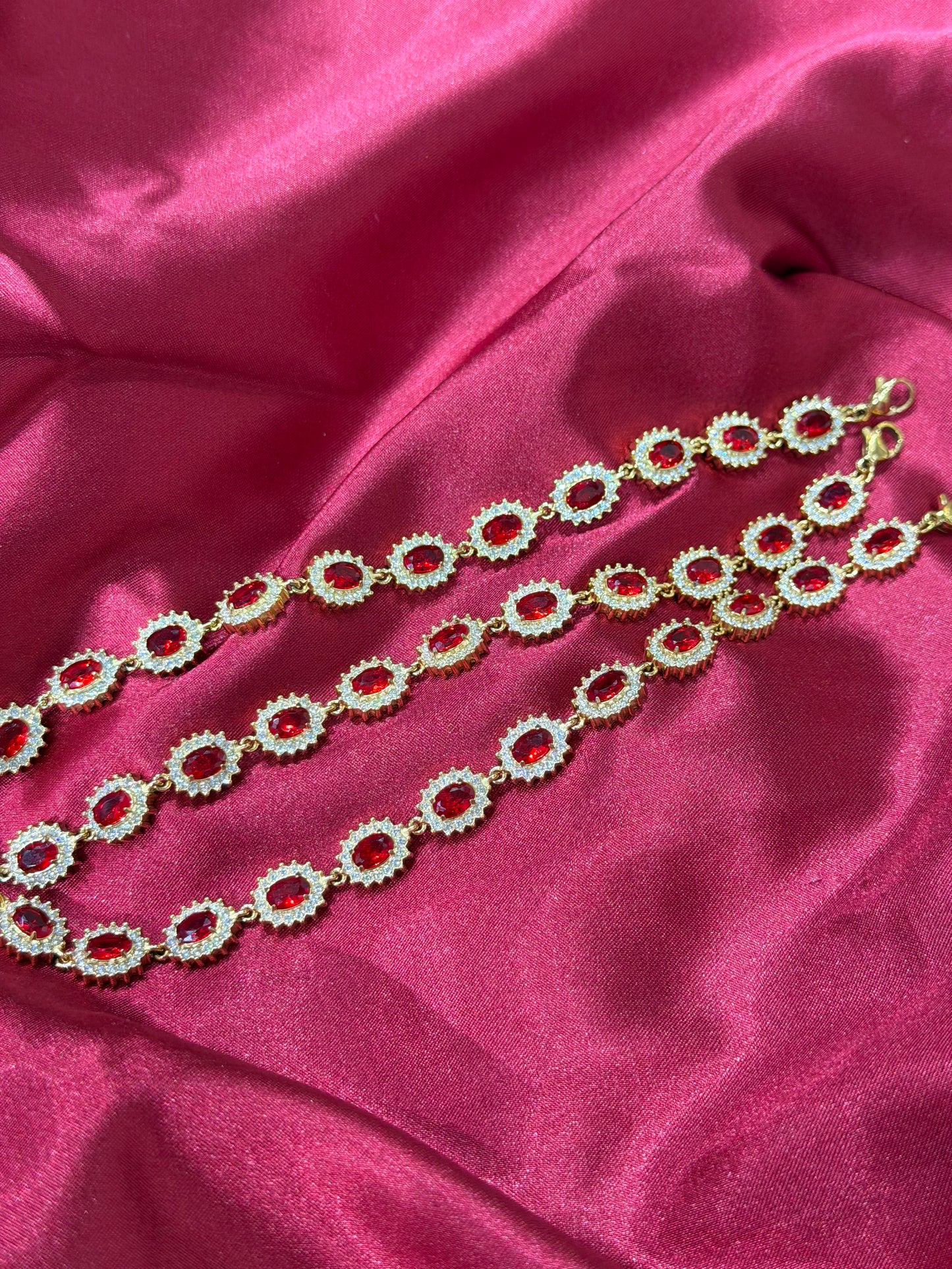 Ruby Charm – το βραχιόλι της PNOE stainless steel