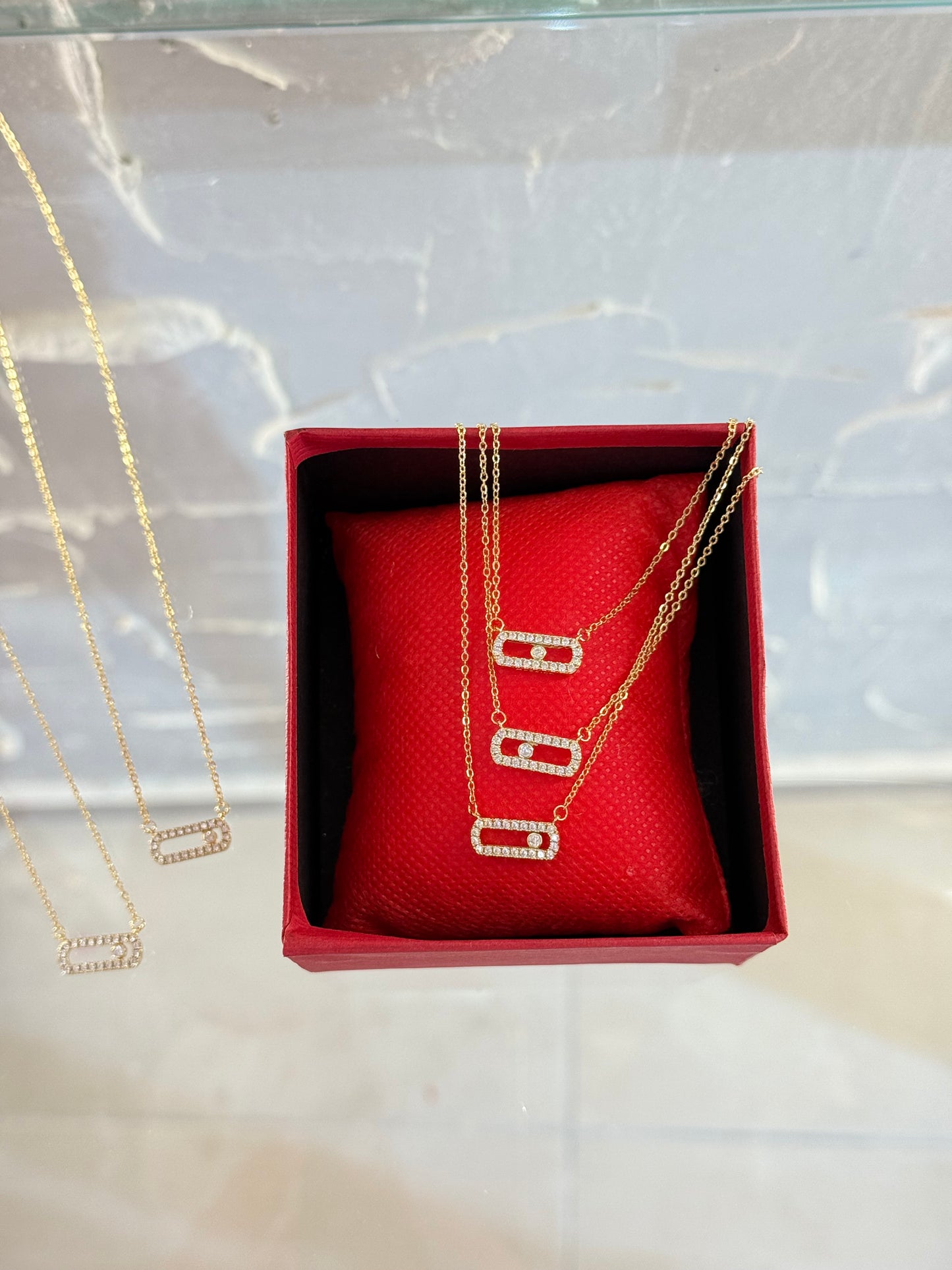 Viral Χρυσό Κολιέ Με στρας ✨