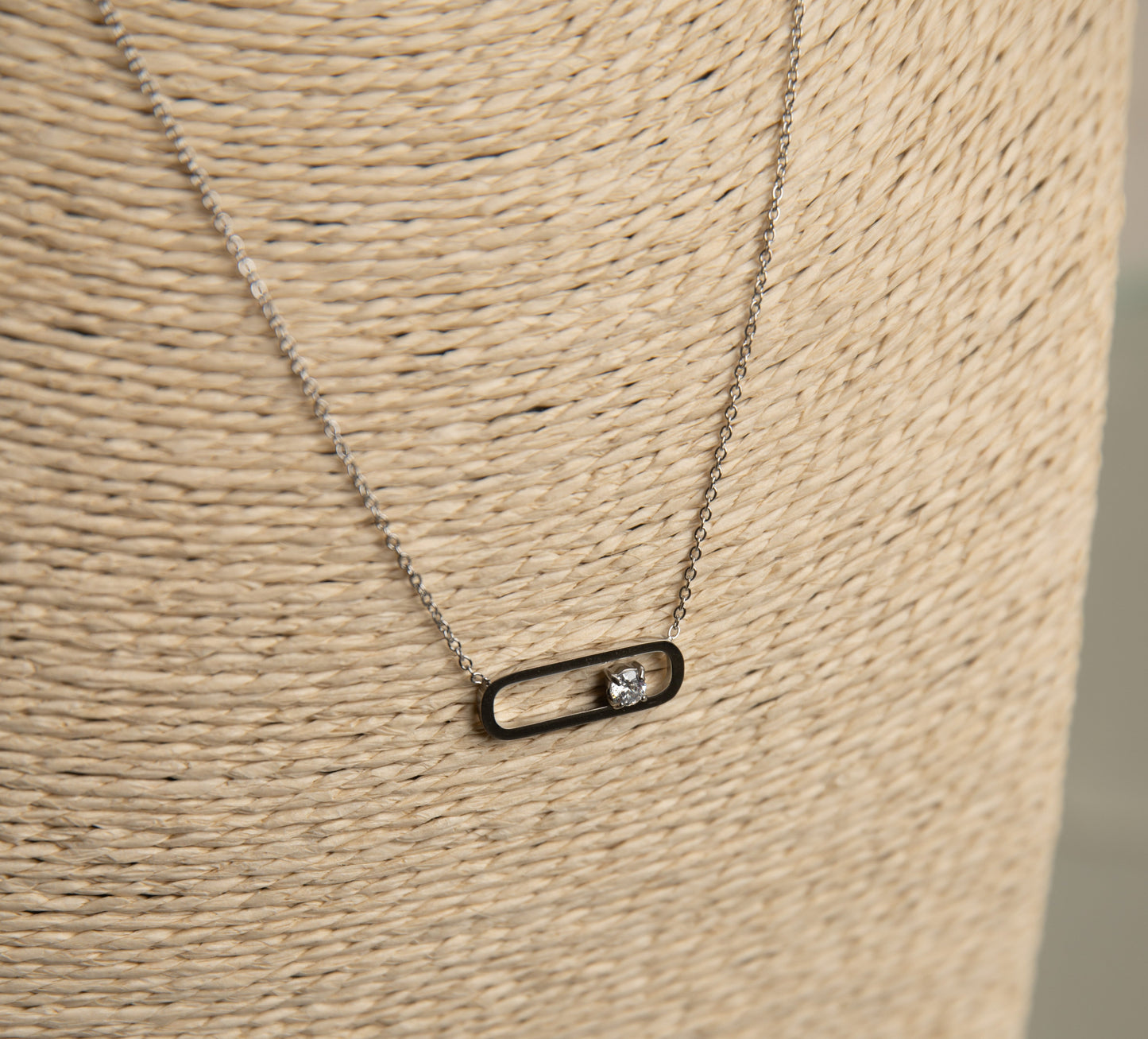 Κολίε Με Μια Πέτρα Ατσάλινο "Άρτεμις"