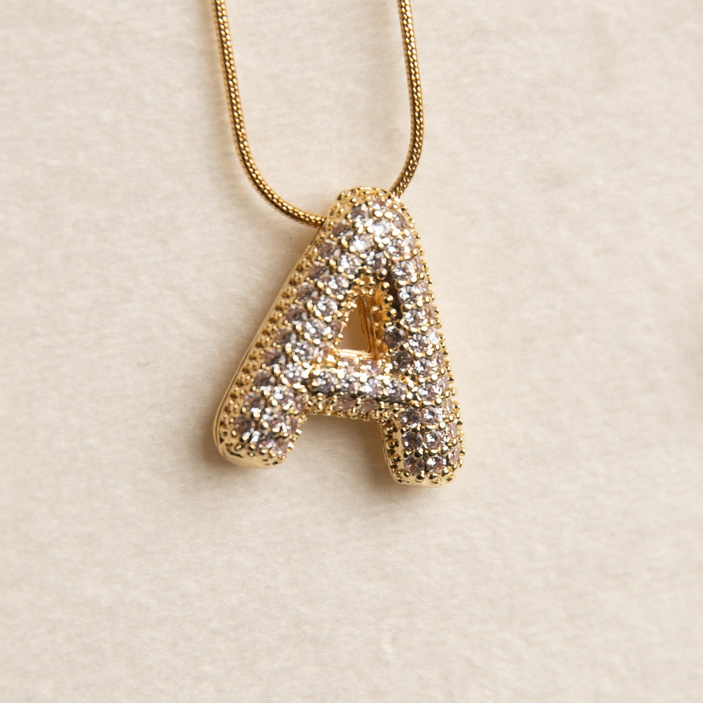 Κολιέ με Γράμματα σε Χρυσό και Ασημί Χρώμα | Λαμπερό και Εξατομικευμένο