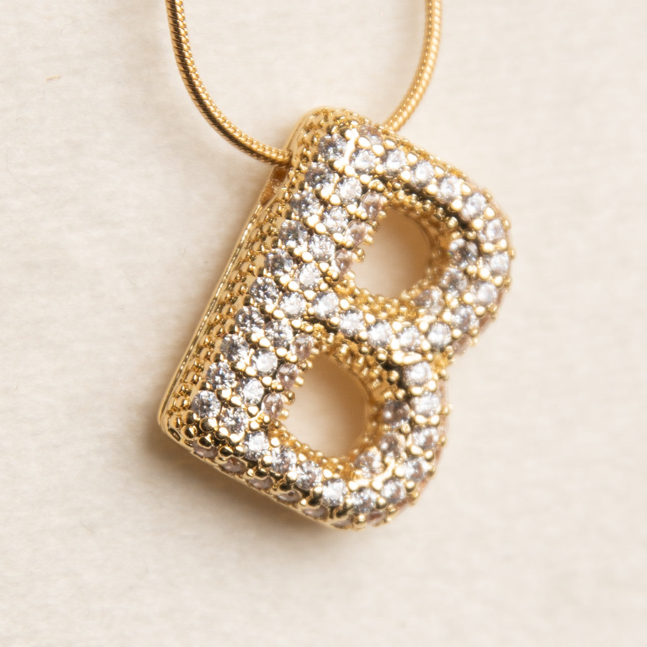 Κολιέ με Γράμματα σε Χρυσό και Ασημί Χρώμα | Λαμπερό και Εξατομικευμένο