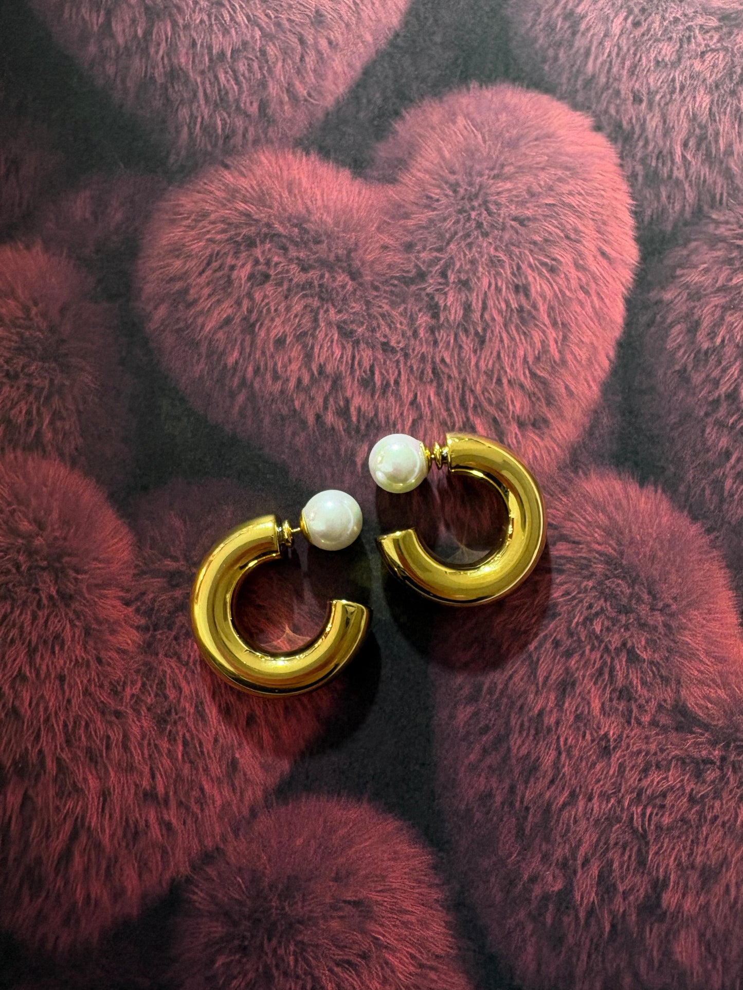 Pearl Orbit – Gold Hoop Ατσάλινο Σκουλαρίκι
