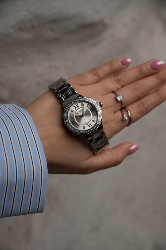 Γυναικείο Ρολόι με Ασημί Στρογγυλό Καντράν και Ασημί Λουρί | Κομψότητα και Στυλ