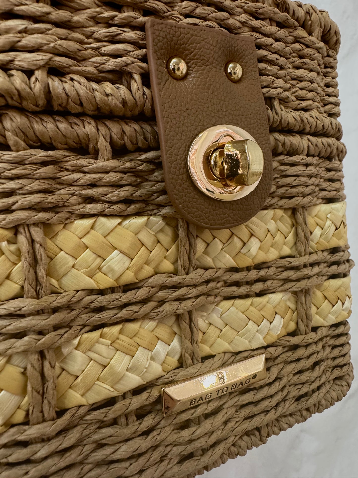 Boho Chic Ψάθινη Τσάντα Bag to Bag με Vintage Λεπτομέρειες σε μπεζ απόχρωση