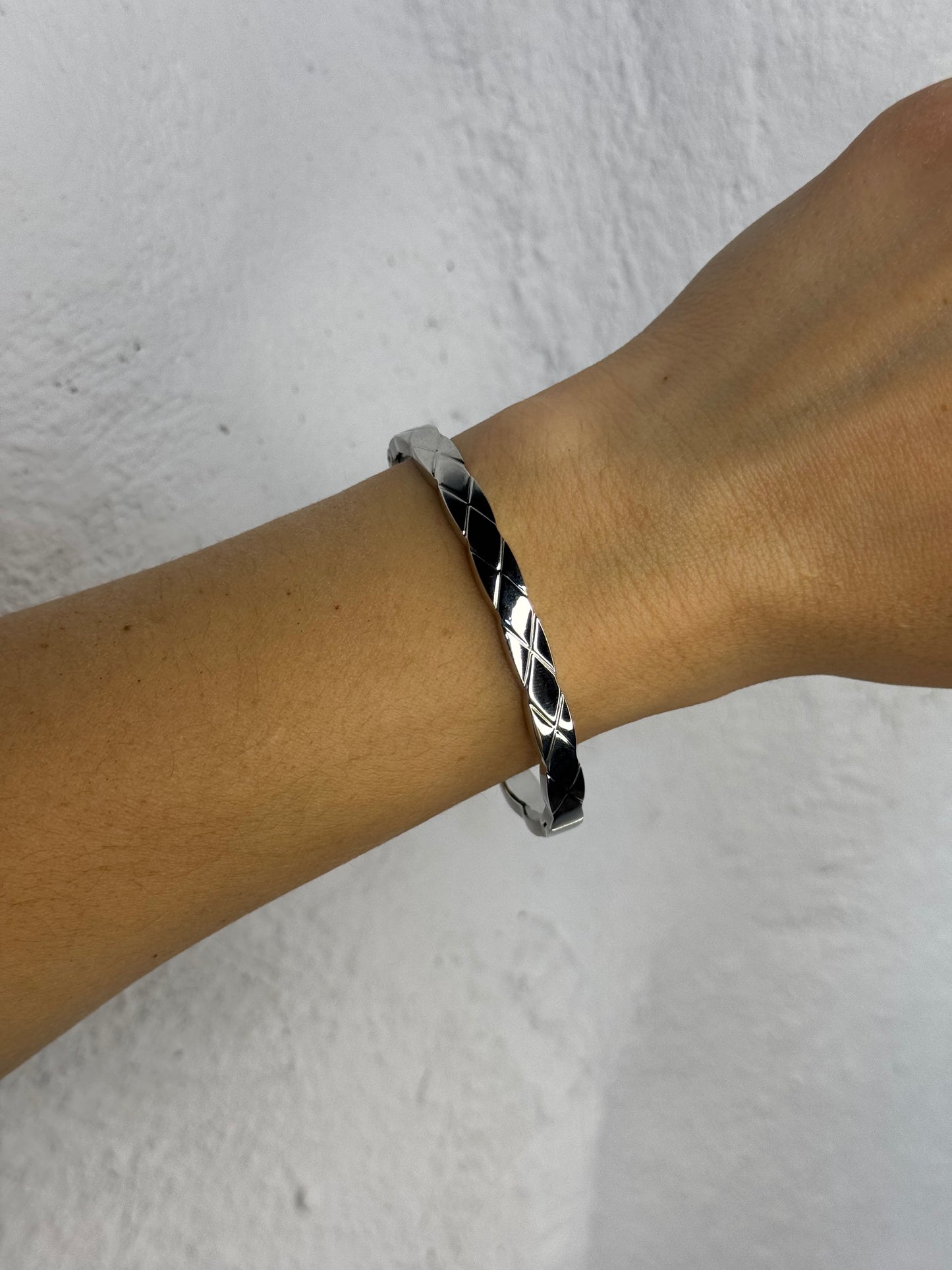 Maze - ατσάλινη χειροπέδα