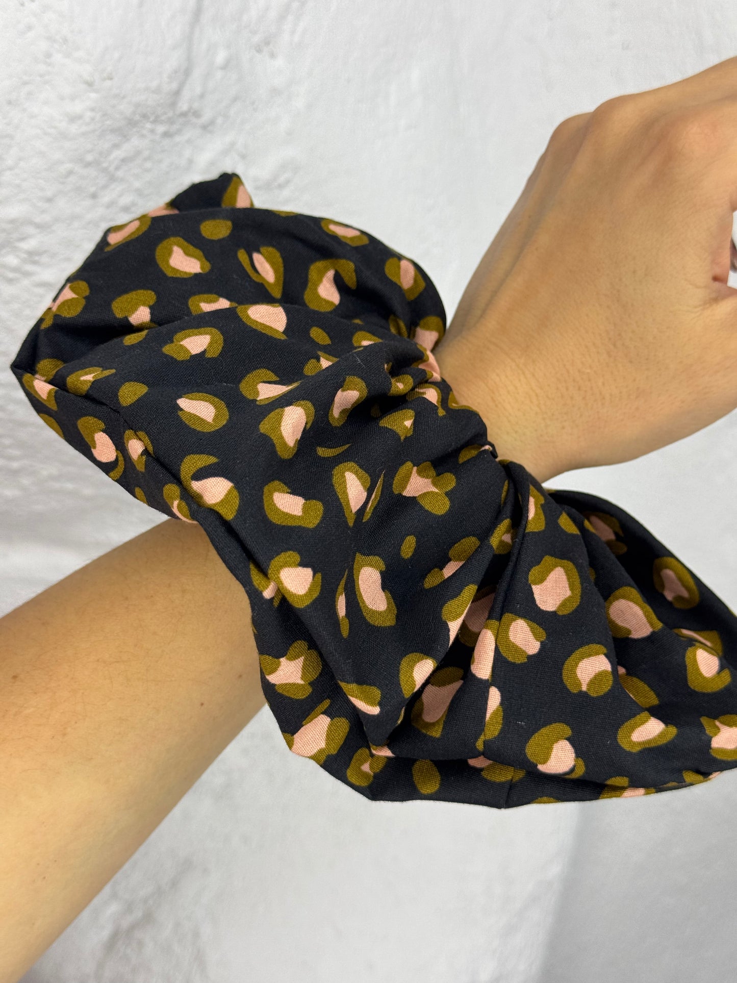 Muse Scrunchie Large