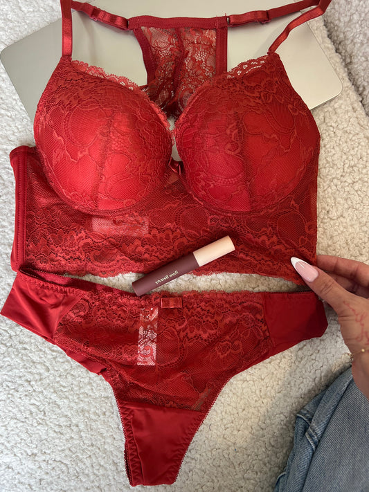 TERRACOTTA MUSE (κάτω μέρος)