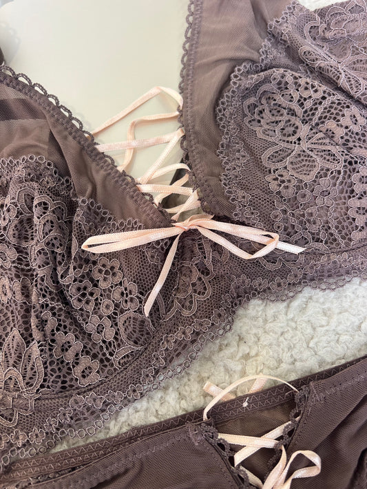 MOCHA WHISPER (πάνω μέρος)