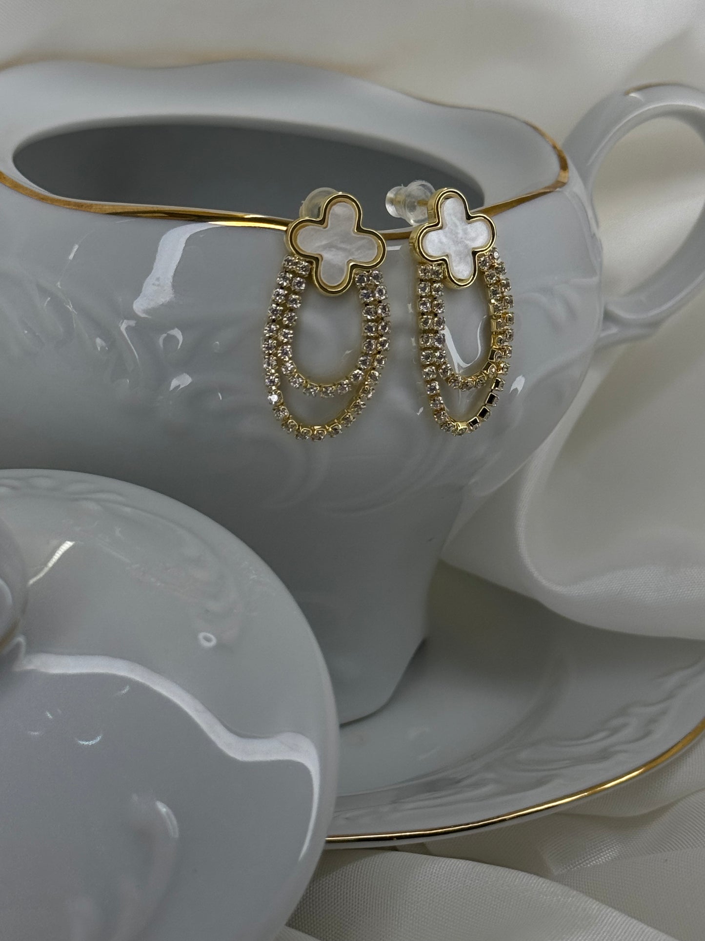 ELARA CHARM-σκουλαρίκια από ανθεκτικό ορείχαλκο