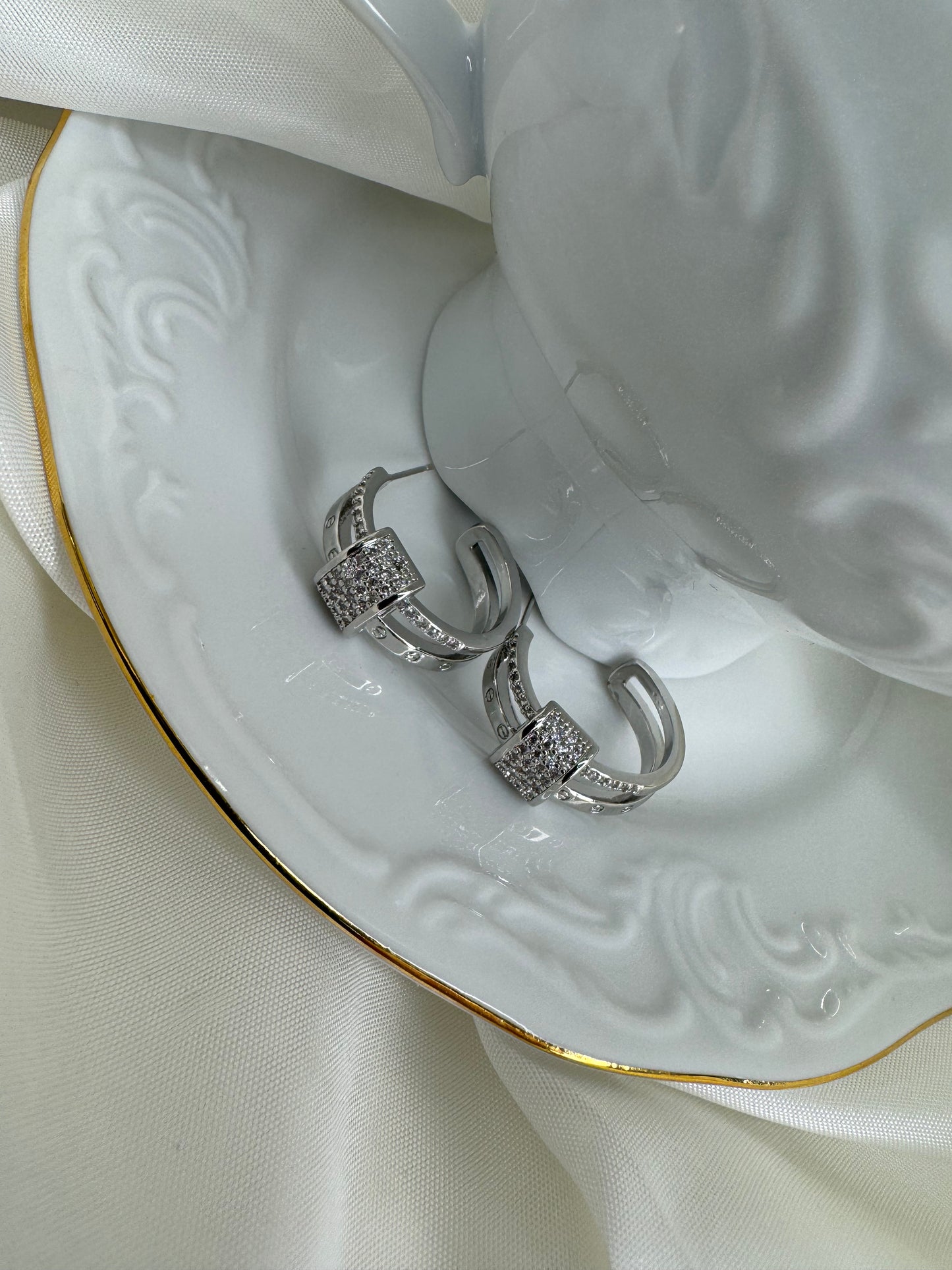 LUXE BOND-Σκουλαρίκια από ανθεκτικό ορείχαλκο