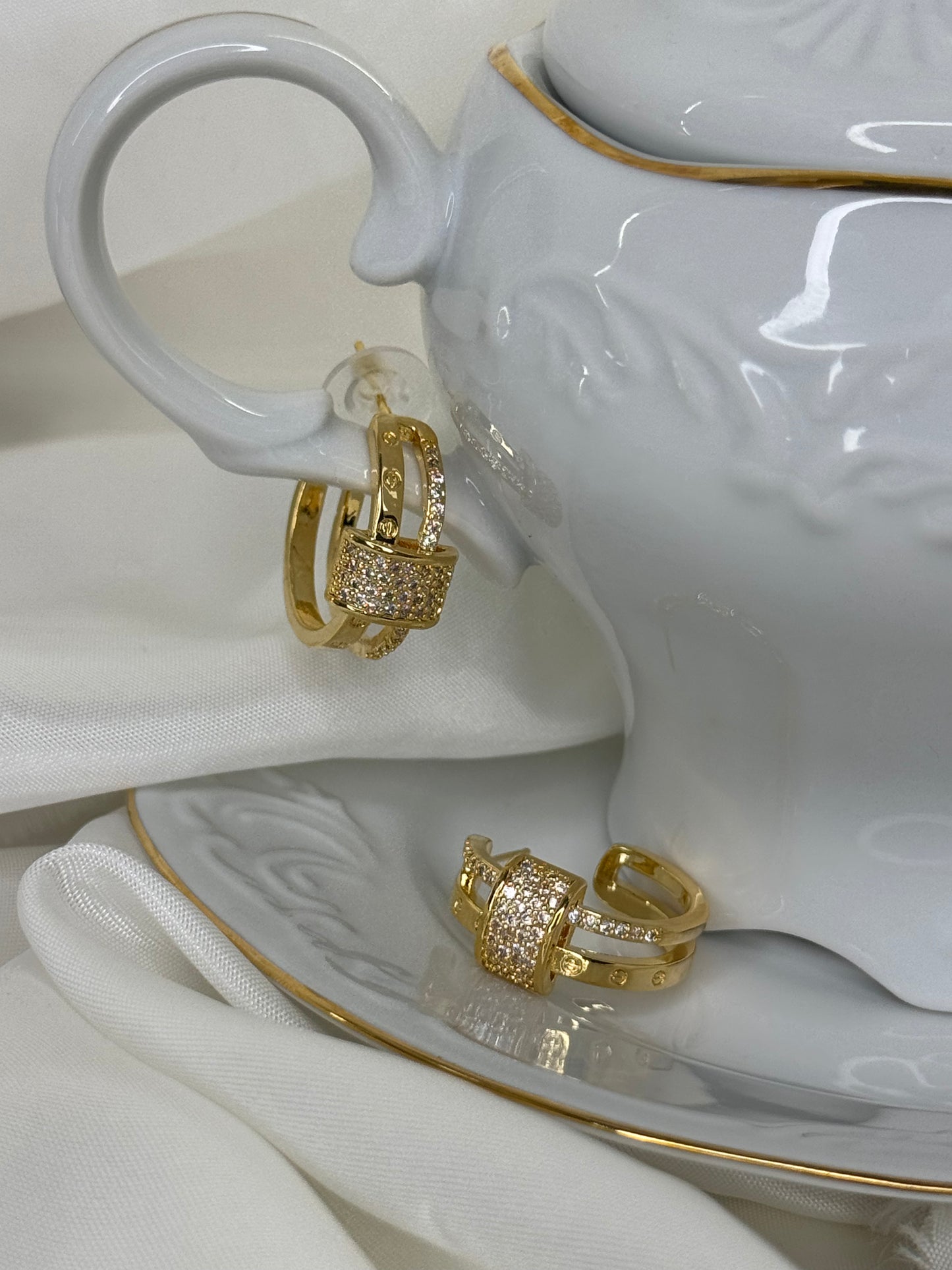 LUXE BOND-Σκουλαρίκια από ανθεκτικό ορείχαλκο