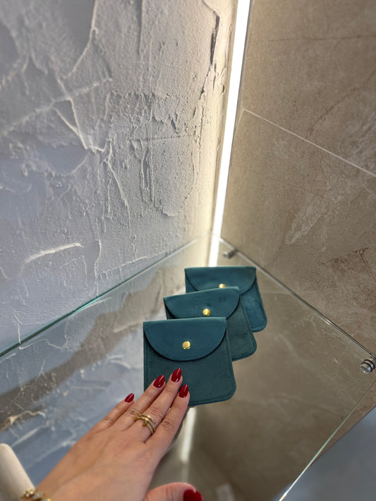 Velpouch