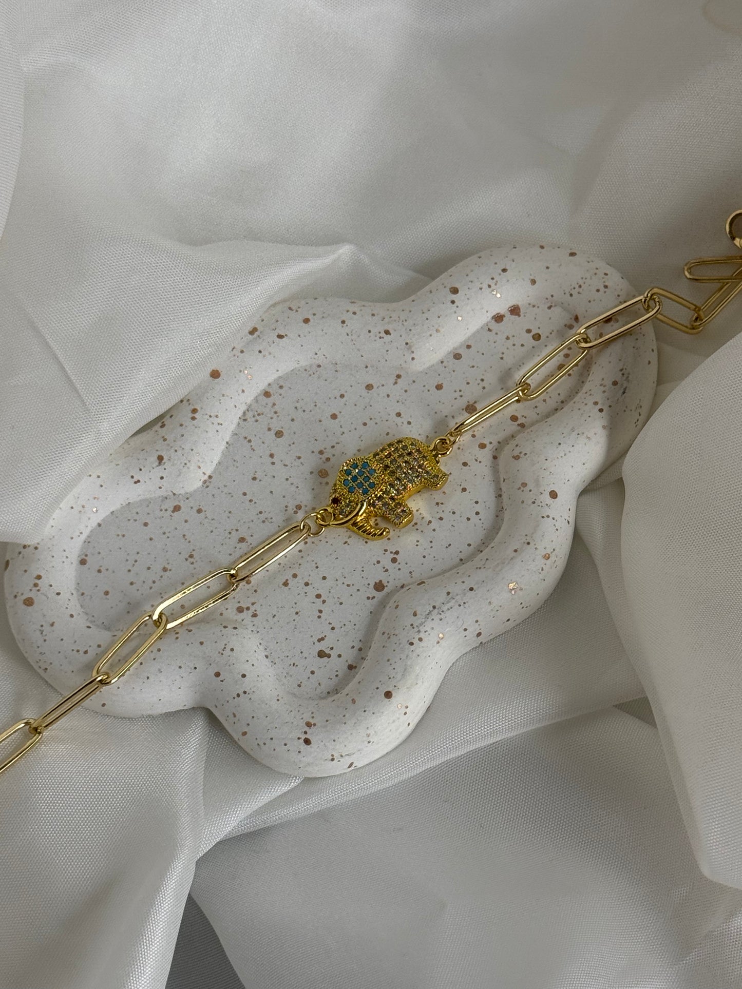 Lucky Elephant–βραχιόλι από ανθεκτικό ορείχαλκο