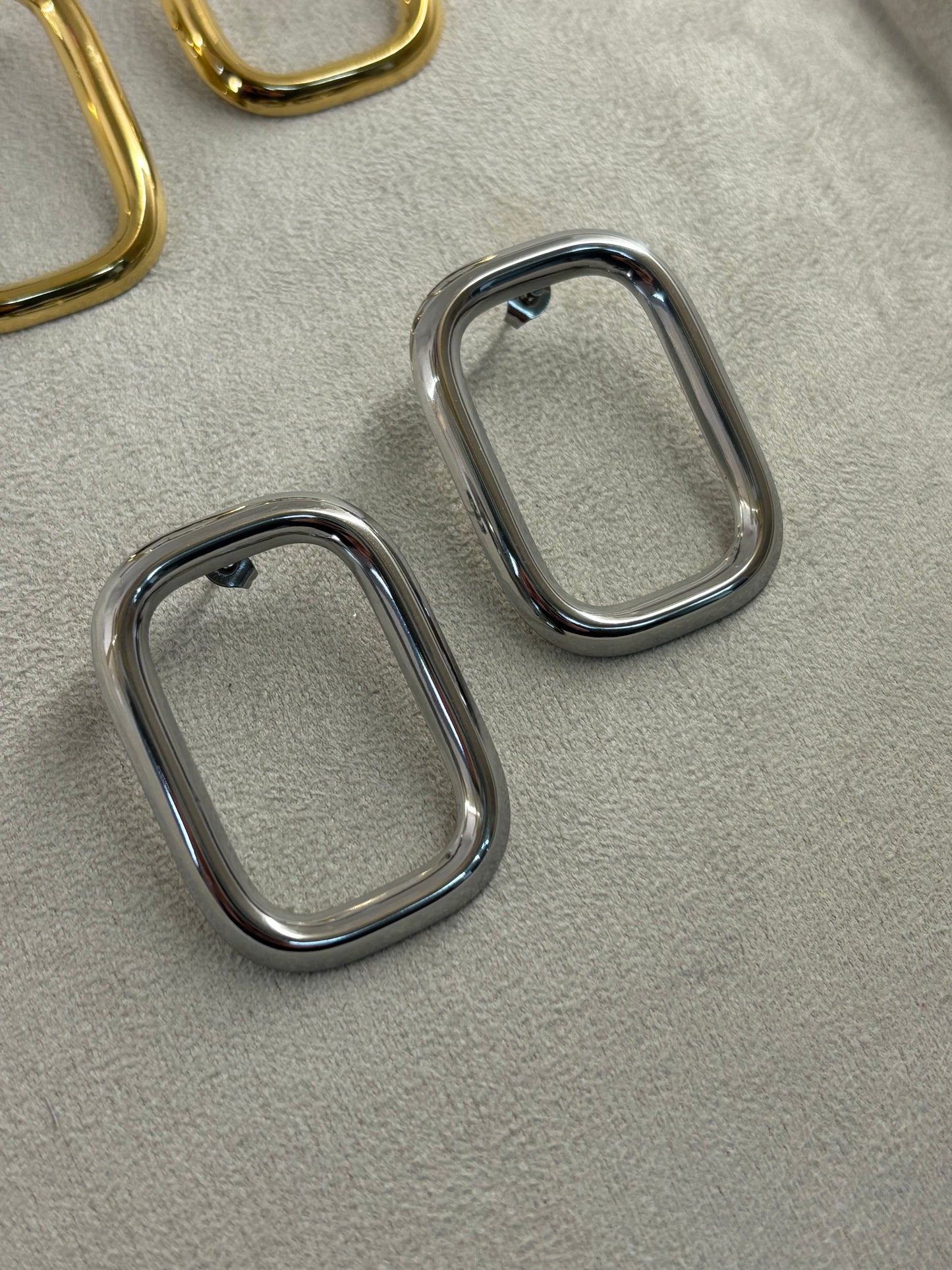 Σκουλαρίκια μεγάλα ορθωγονια χρυσό ασημί