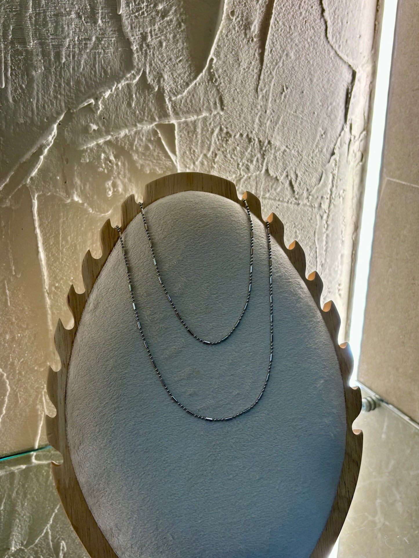 Ανδρικό κολιέ ατσάλινο σε ασημένιο χρώμα