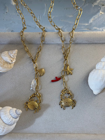 Κολιέ “Crabbie” με Χρυσό Καβουράκι & Θαλασσινά Charms – Red ή Beige – Pnoe Studio
