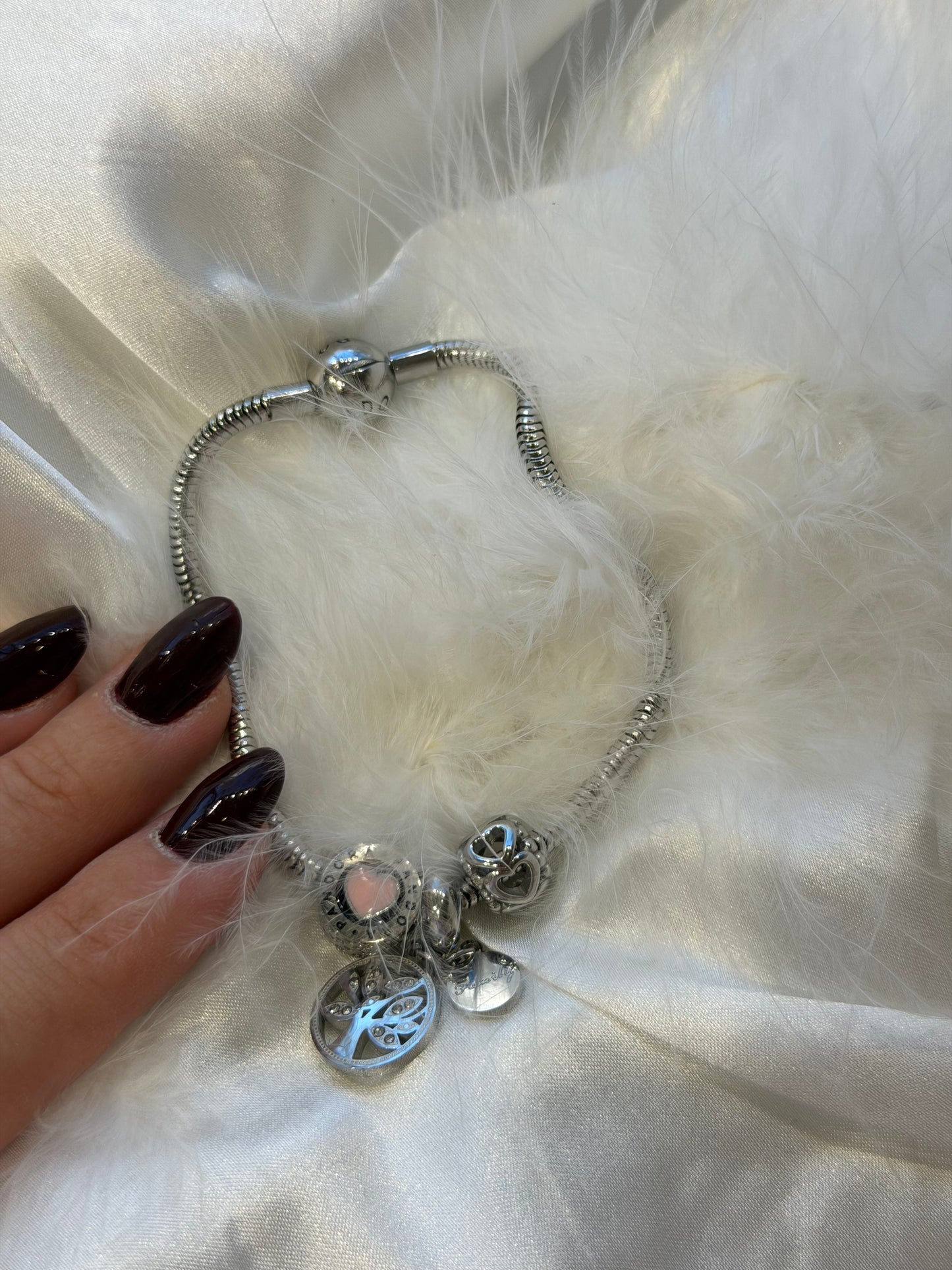 The Snow White Bracelet – Ατσάλινο