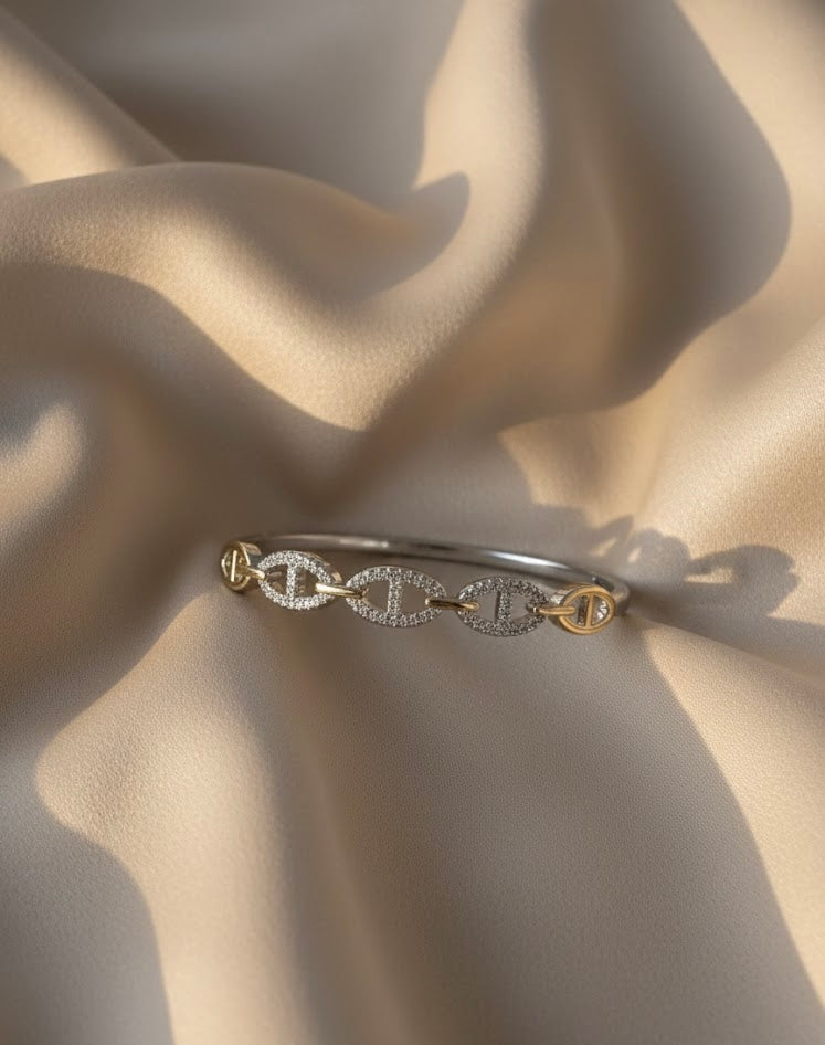 Infinity Shine – χειροπέδα από ανθεκτικό ορείχαλκο