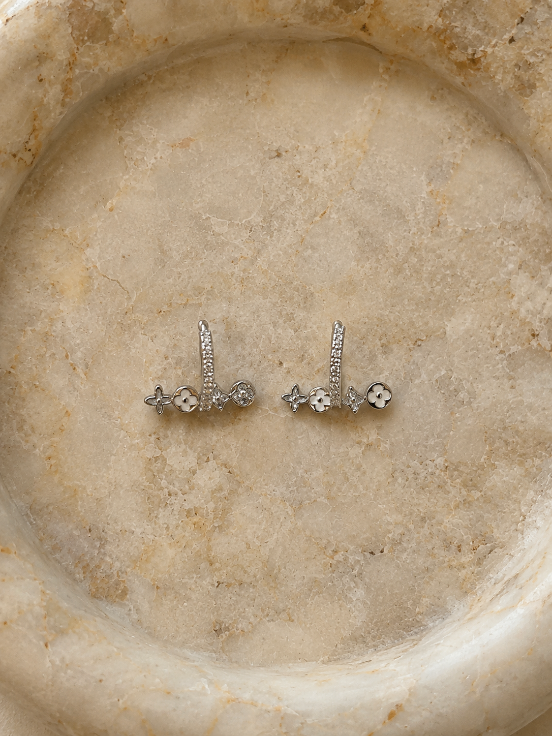 Livia — Σκουλαρίκια stainless steel