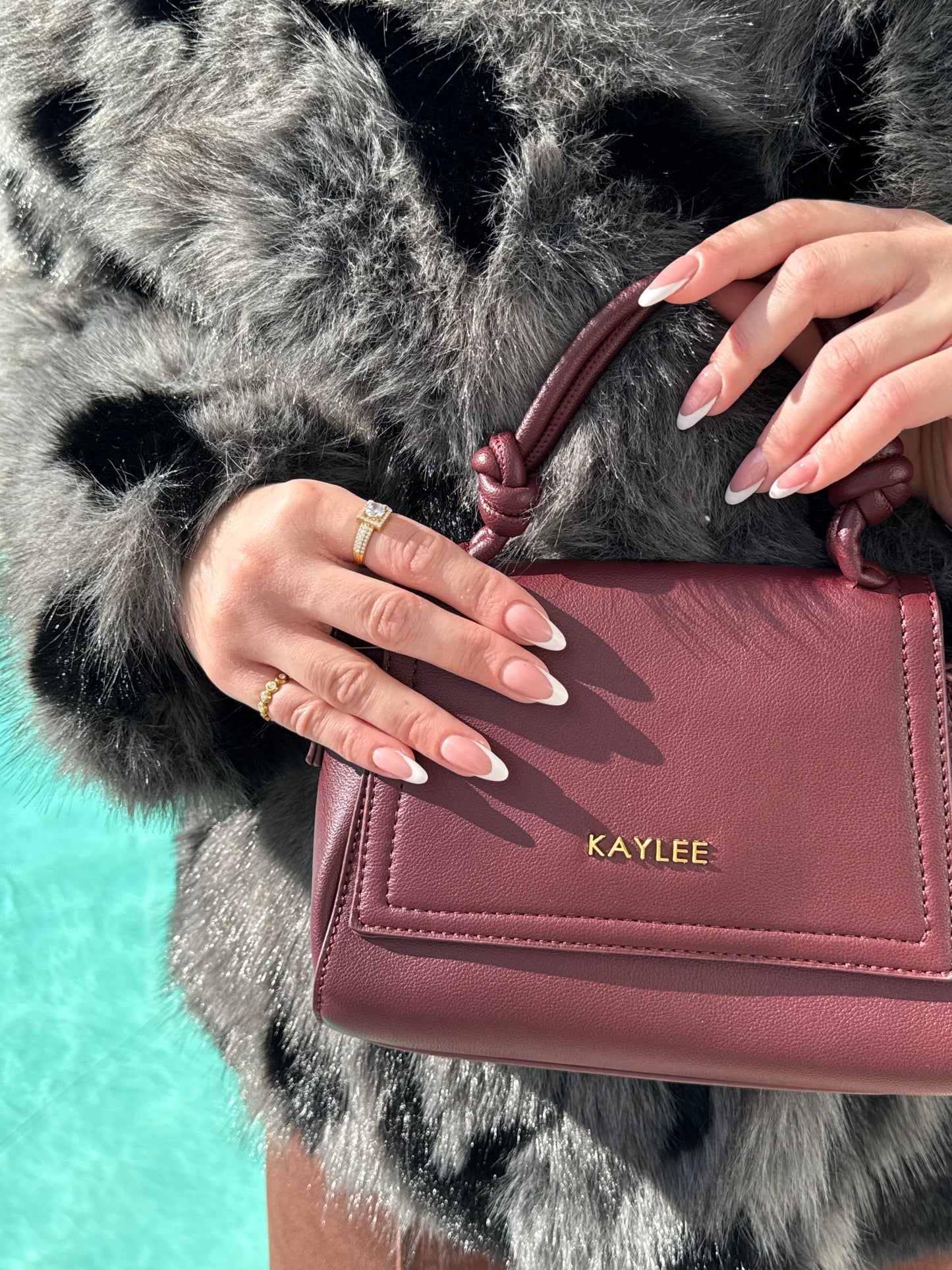 Τσάντα Burgundy Kiss✨