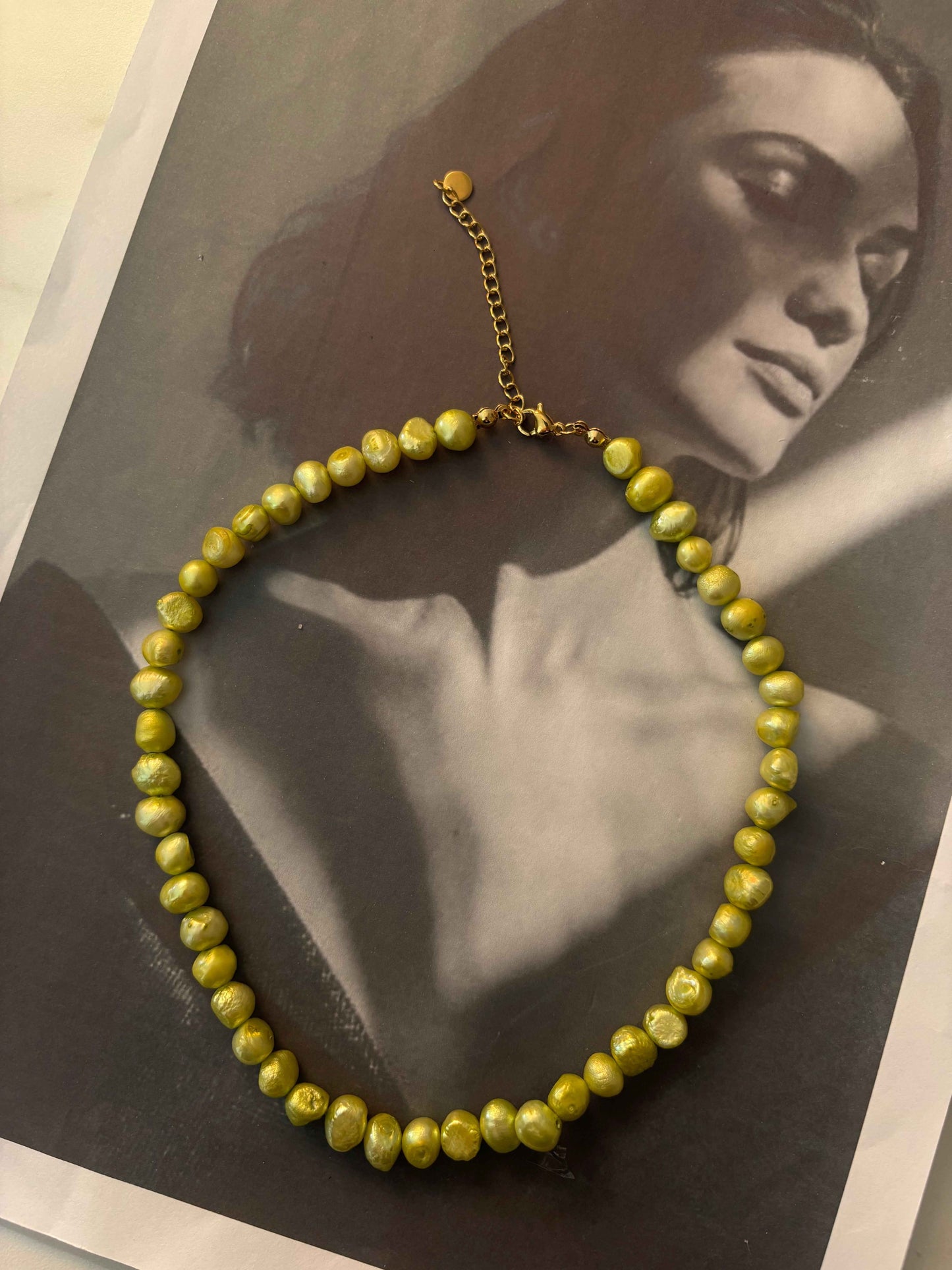 Olive Pearl Glow Necklace - Αληθινά Μαργαριτάρια