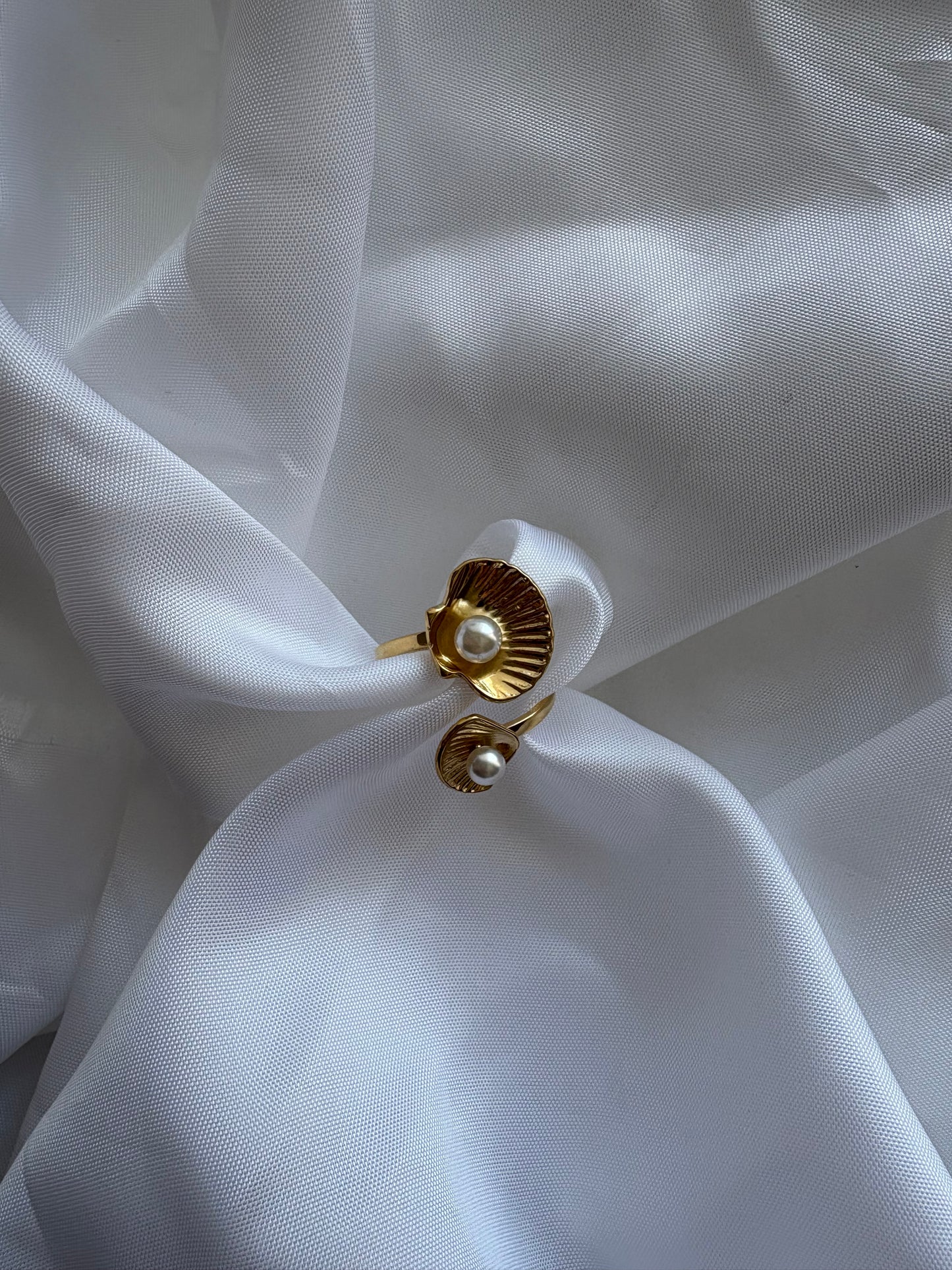 Gold Shell Ring with Pearls