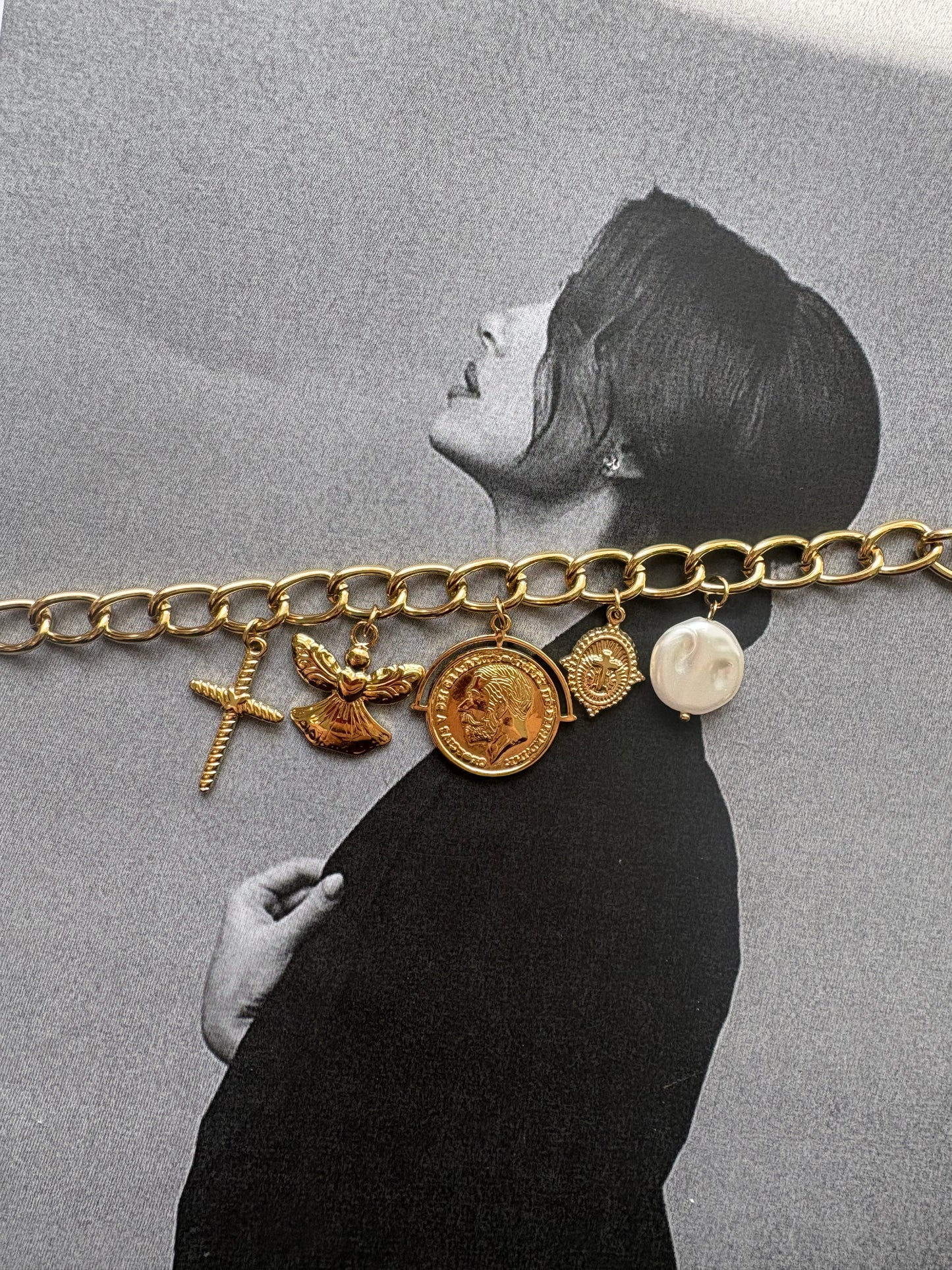 Sacred Desire Bracelet – Ατσάλινο Βραχιόλι με Charms