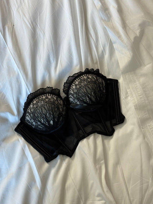 VENUS LACE 004
