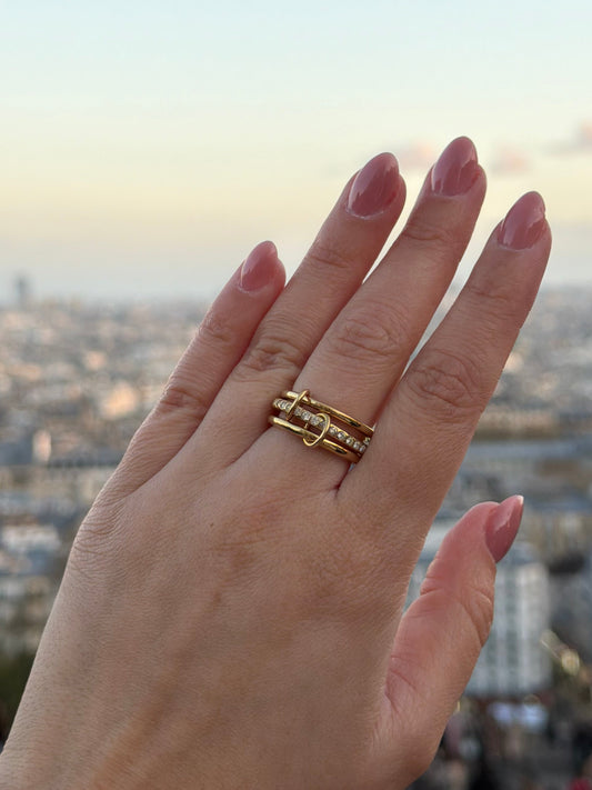 Belle Impériale ✨
Ατσάλινο τριπλό δαχτυλίδι Signature Piece
