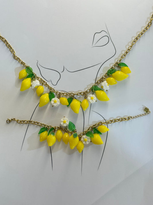 🍋 LEMONITA – Σετ Κολιέ & Βραχιόλι με Λεμόνια & Μαργαρίτες
