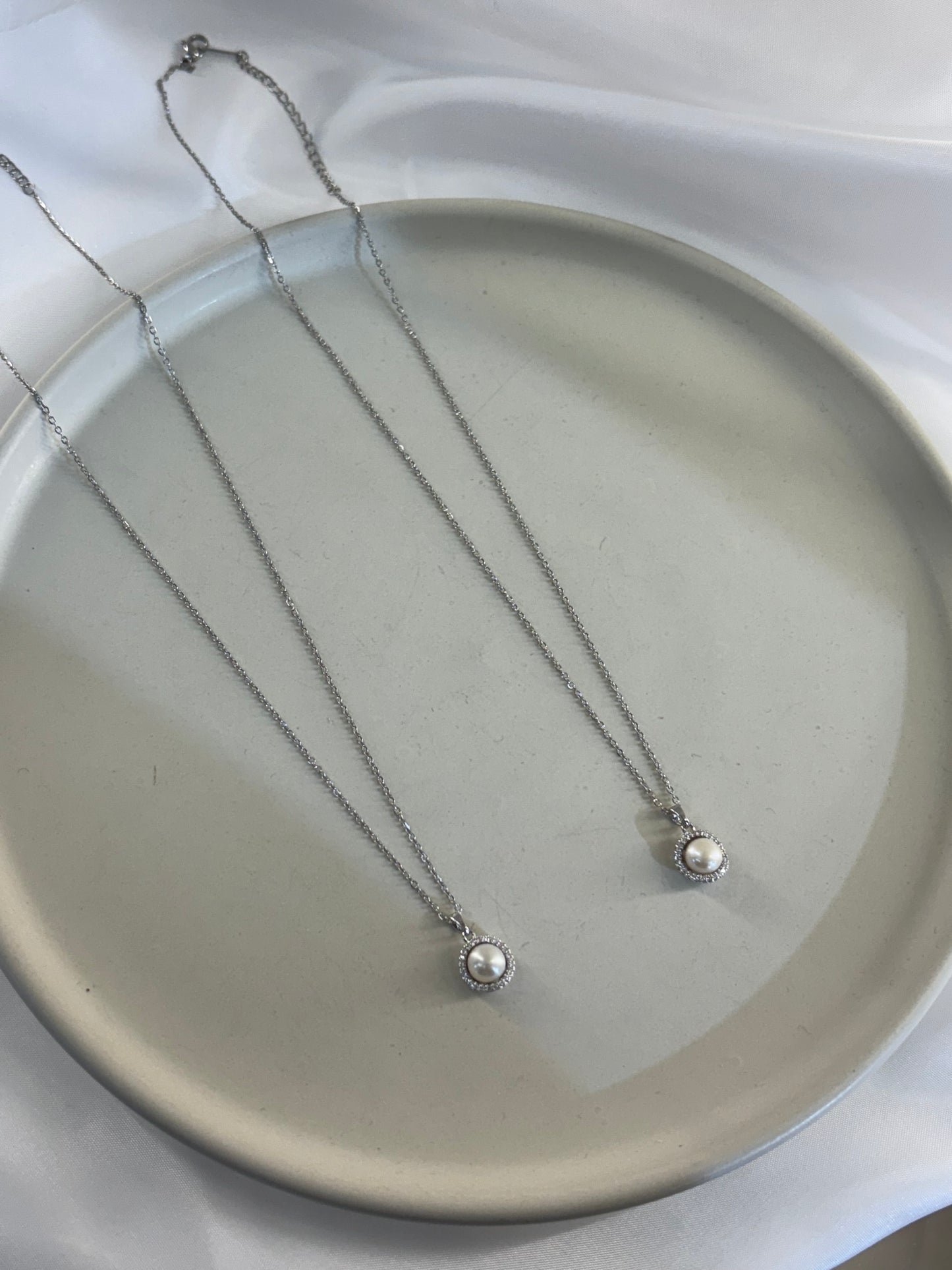 Ασημένιο κολιέ με αληθινό μαργαριτάρι