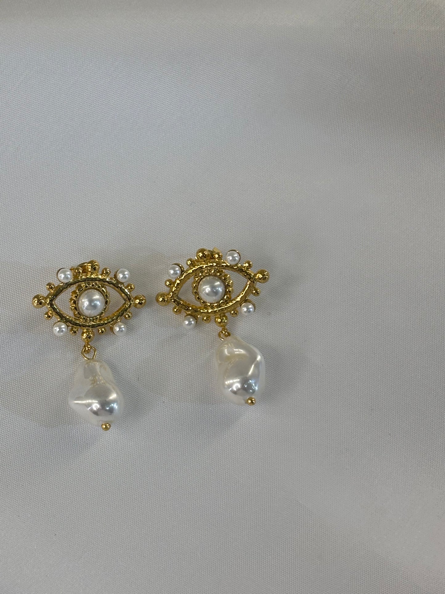 Women's Gold Eye Earrings with Pearl &amp; Pearls | Pnoe Studio