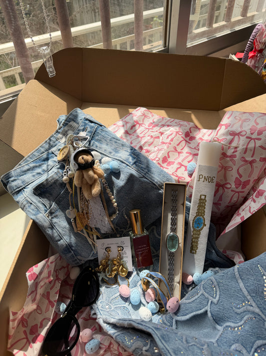 PNOE x MIRA – The Easter Luxury Drop 🐣 «The It Denim MYSTERY BOX