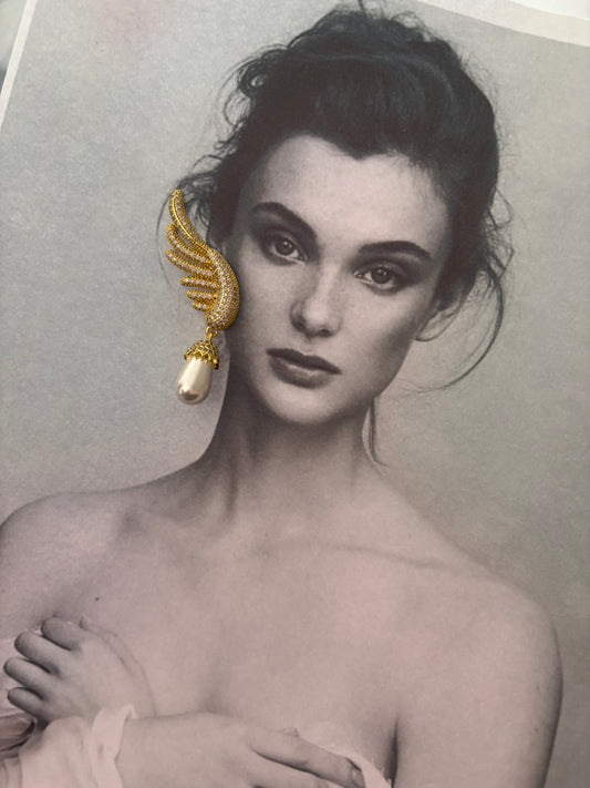 Angel Wing Pearl Earring