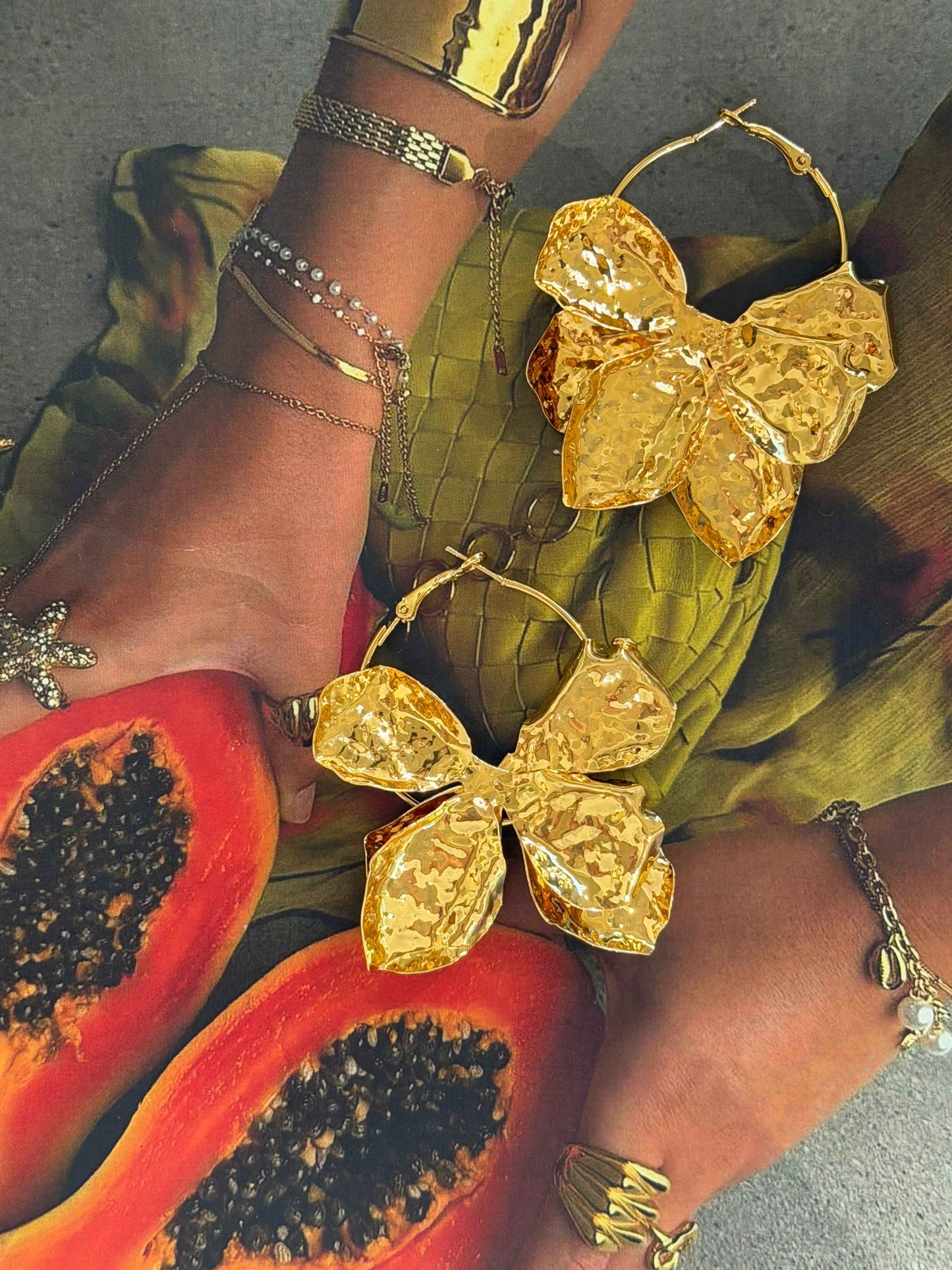 Golden Orchid Hoops – Ατσάλινα Σκουλαρίκια