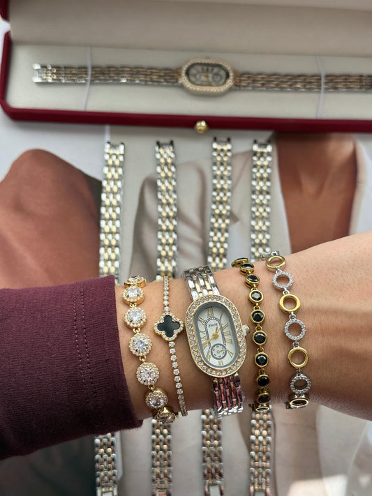 Time shines brighter at Christmas ✨ Δικής μας Παραγωγής • PNOE / Ατσάλινο