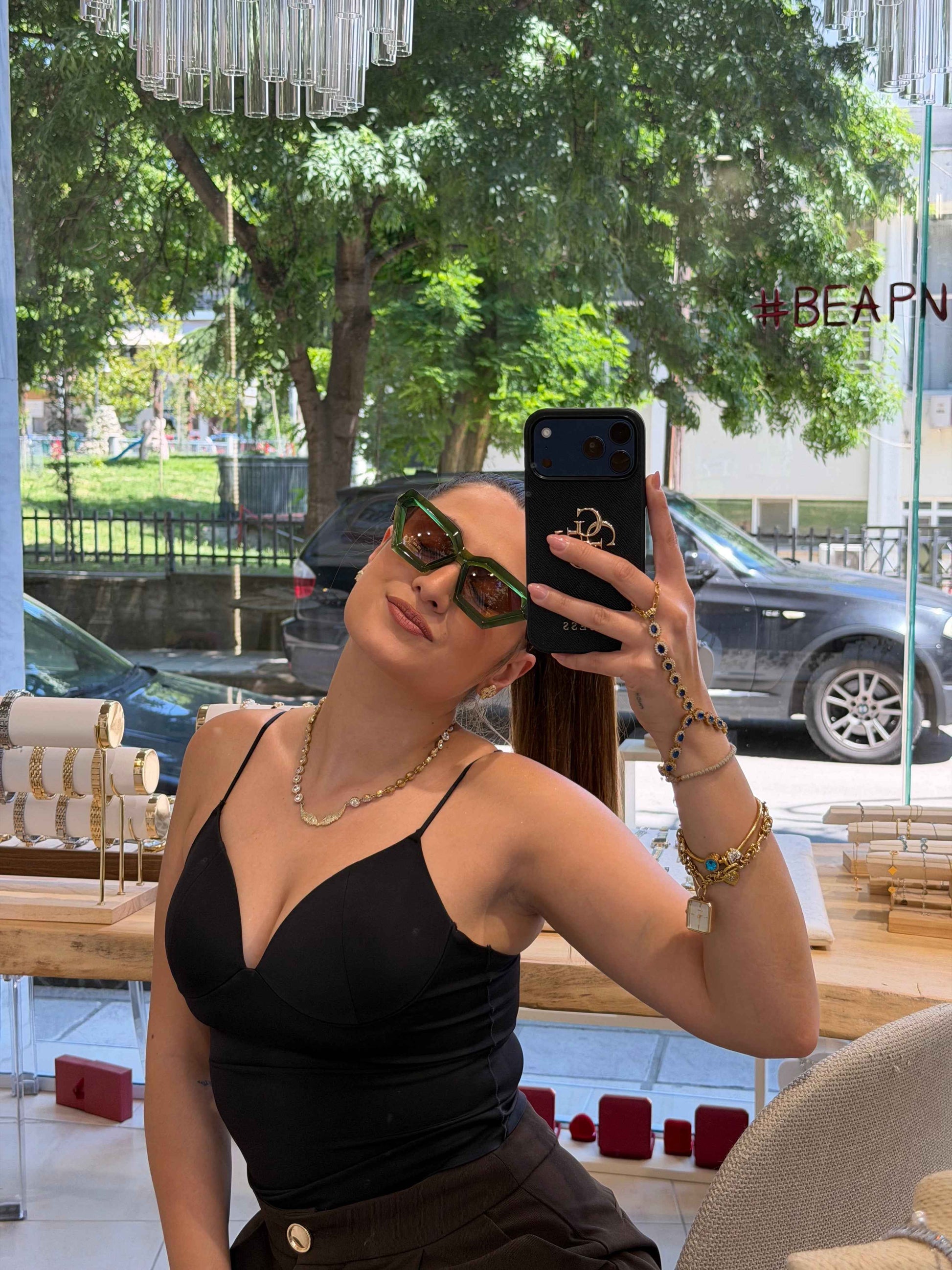 PEGGYS GLASSES ✨