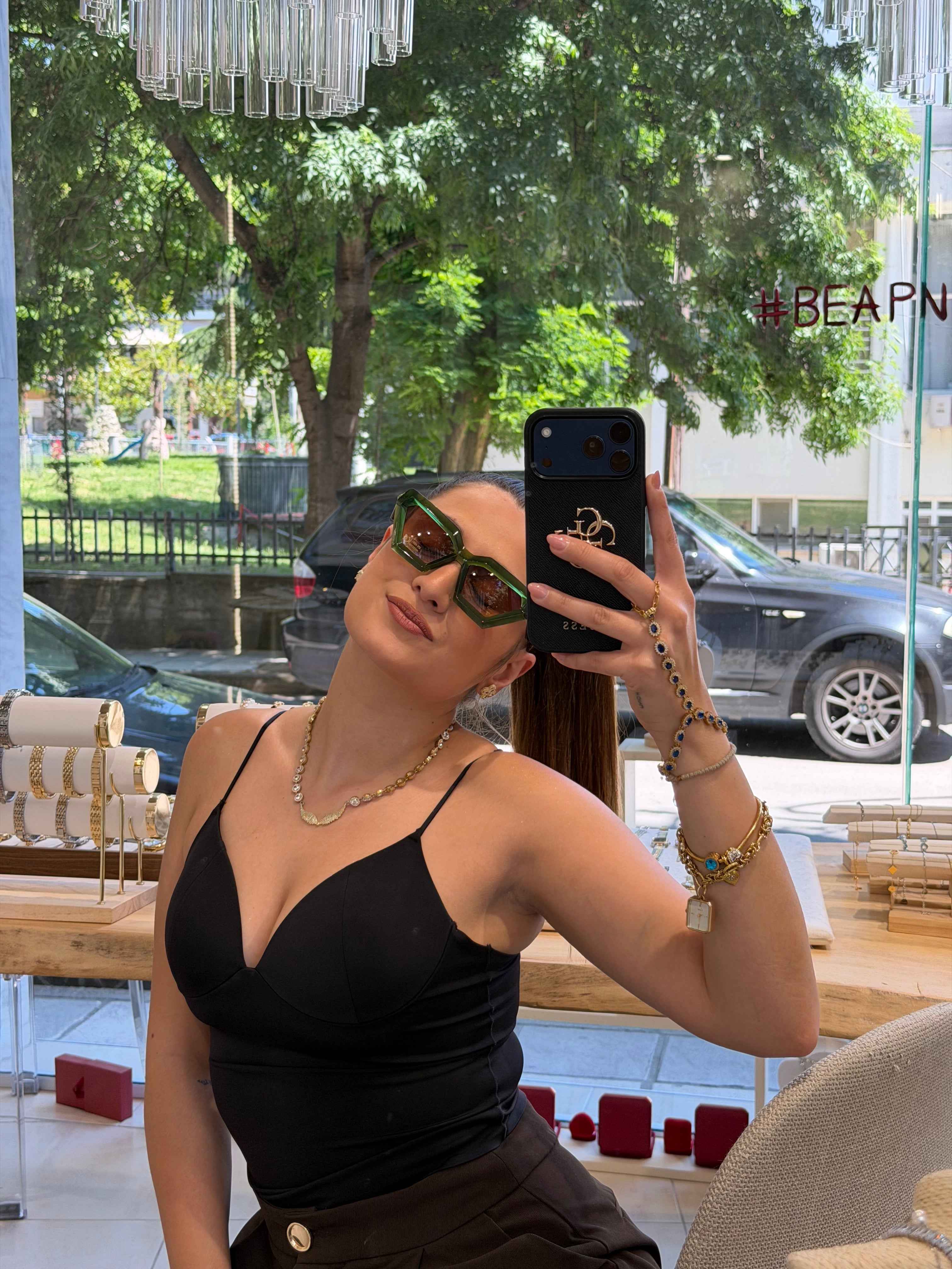 PEGGYS GLASSES ✨